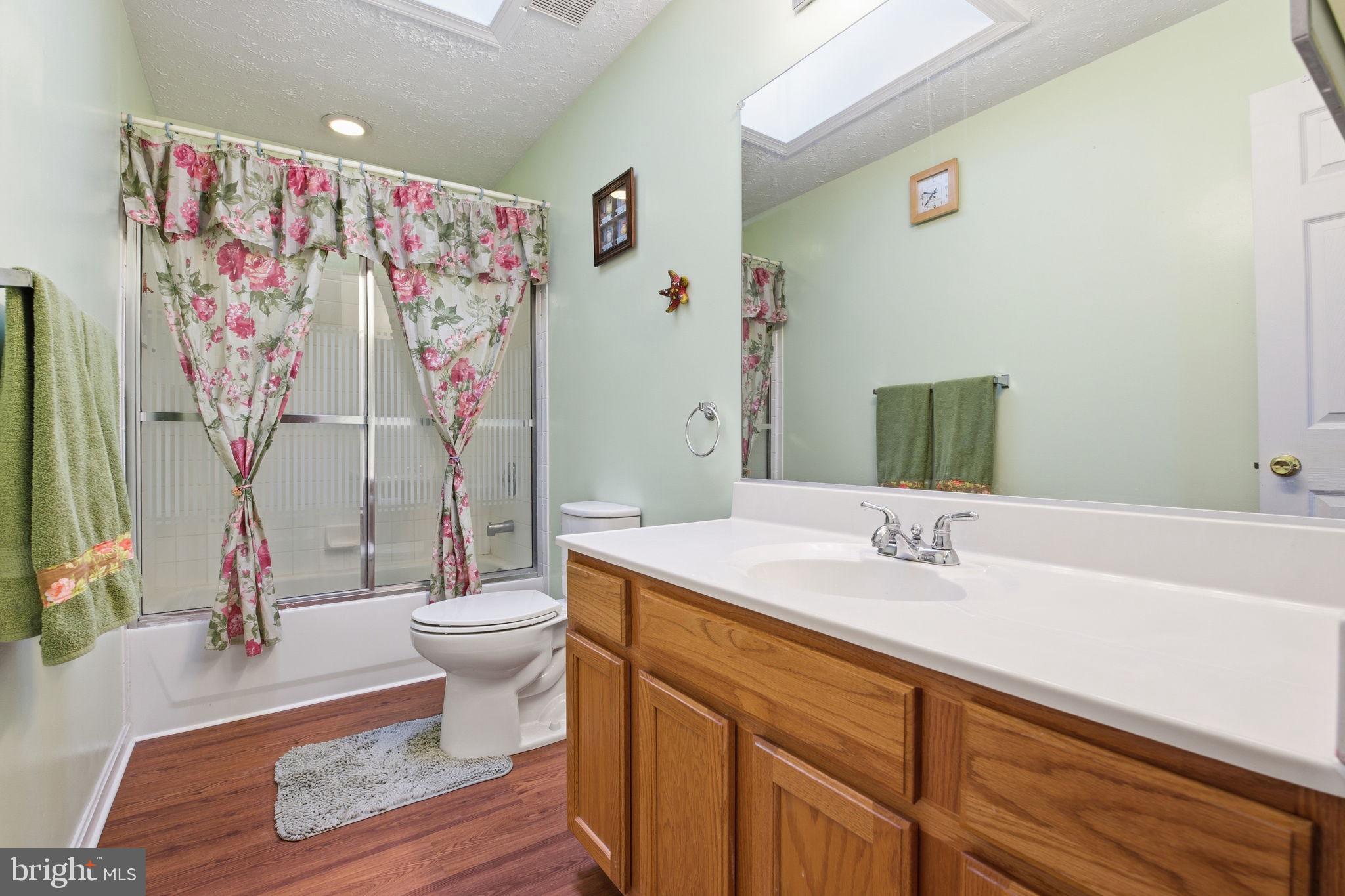 MANCHESTER FARMS - Residential