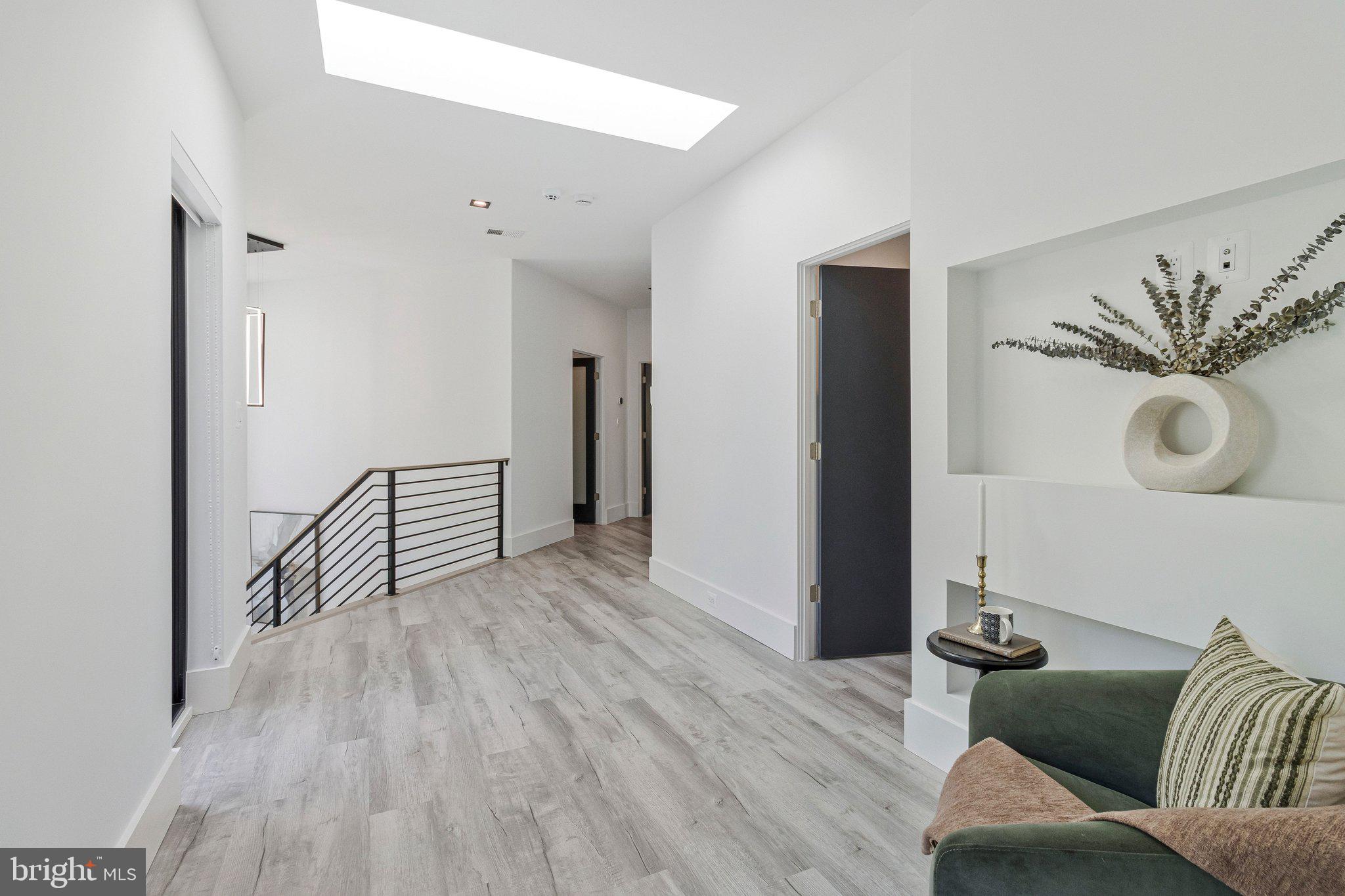 MANTUA - Residential