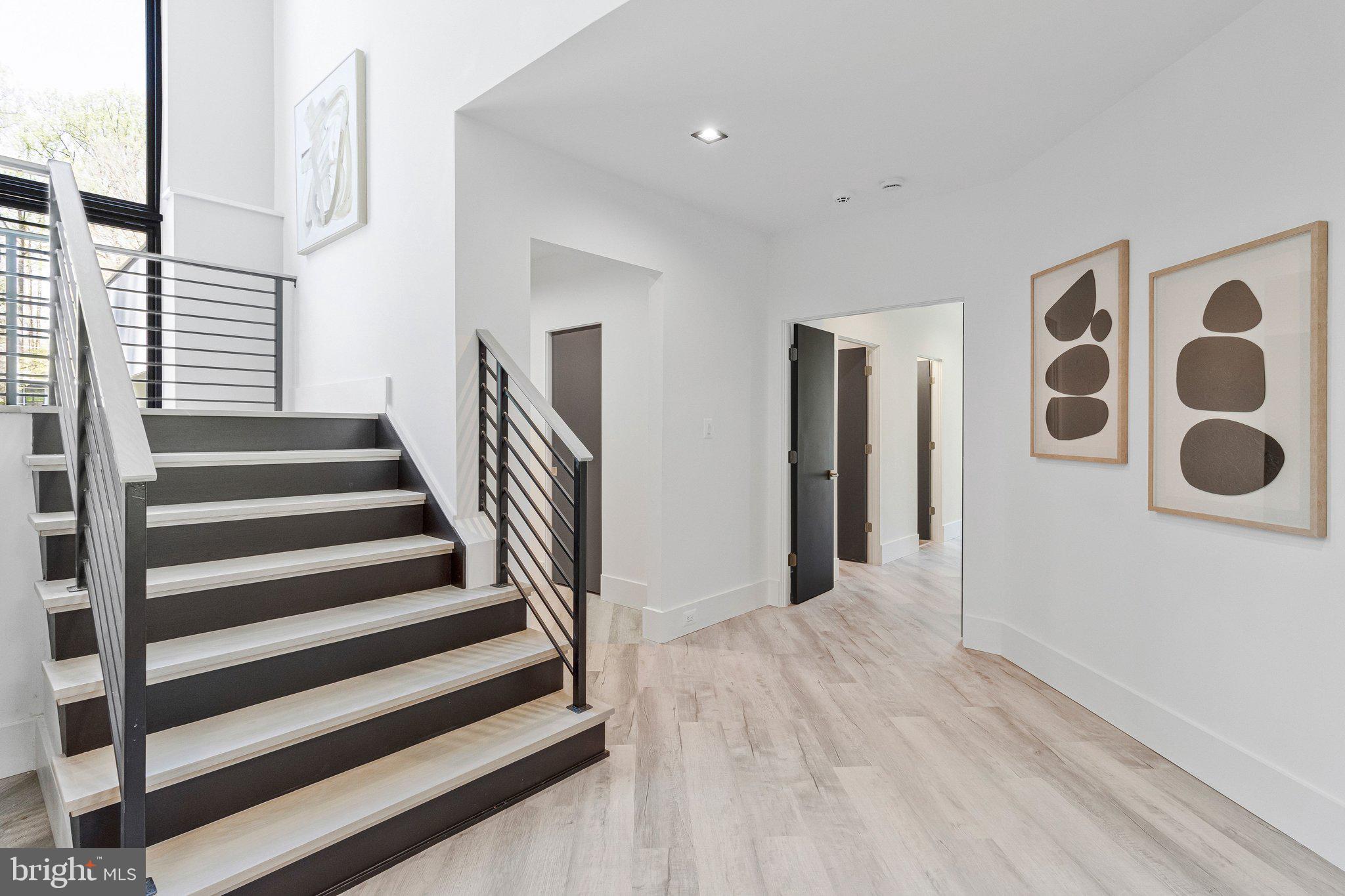 MANTUA - Residential