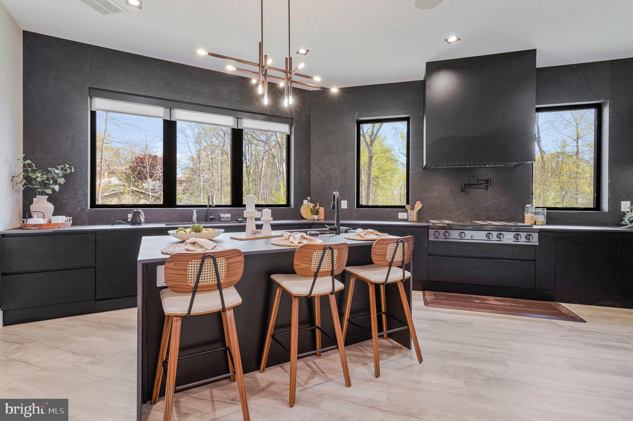 MANTUA - Residential