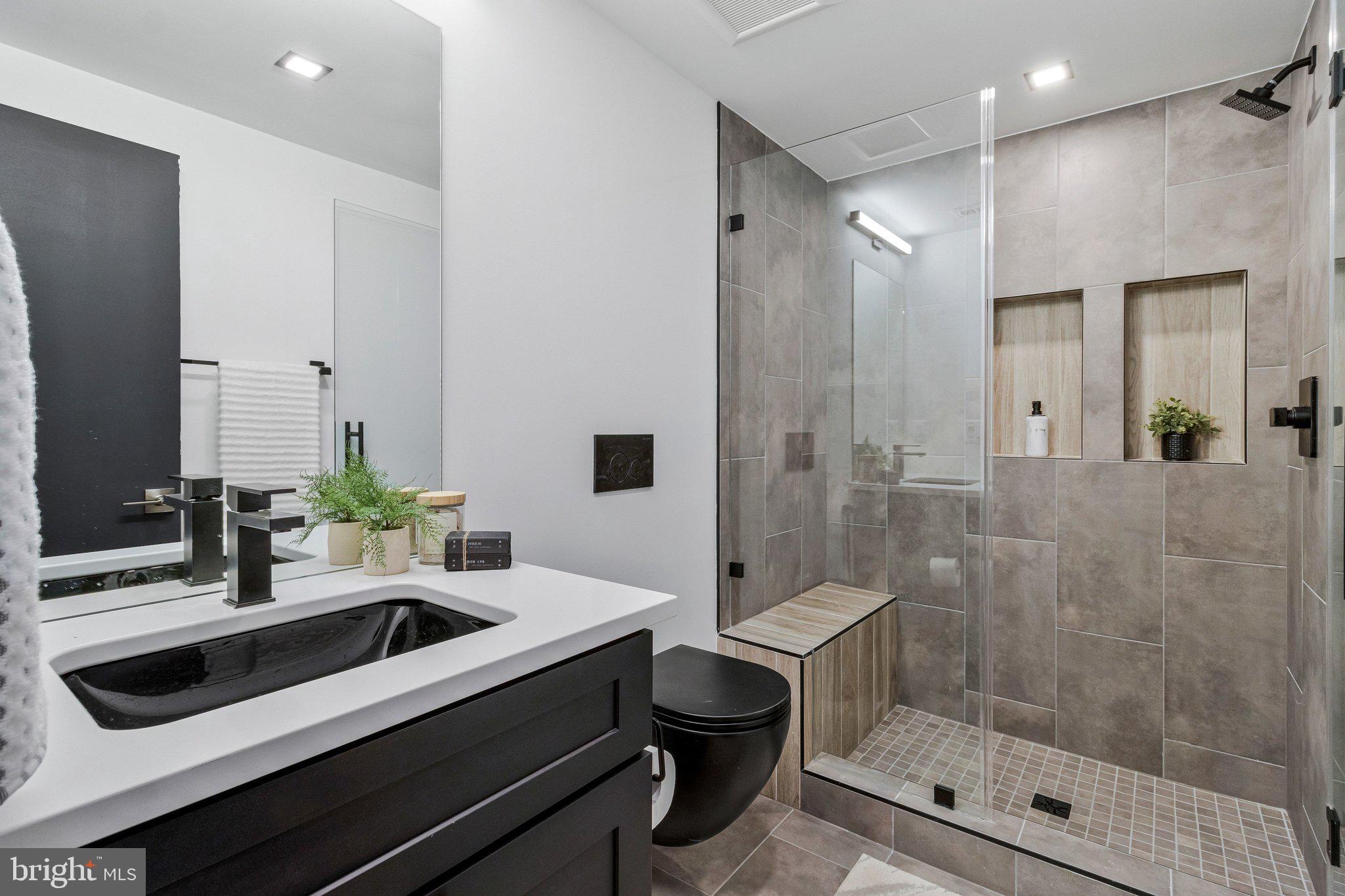 MANTUA - Residential