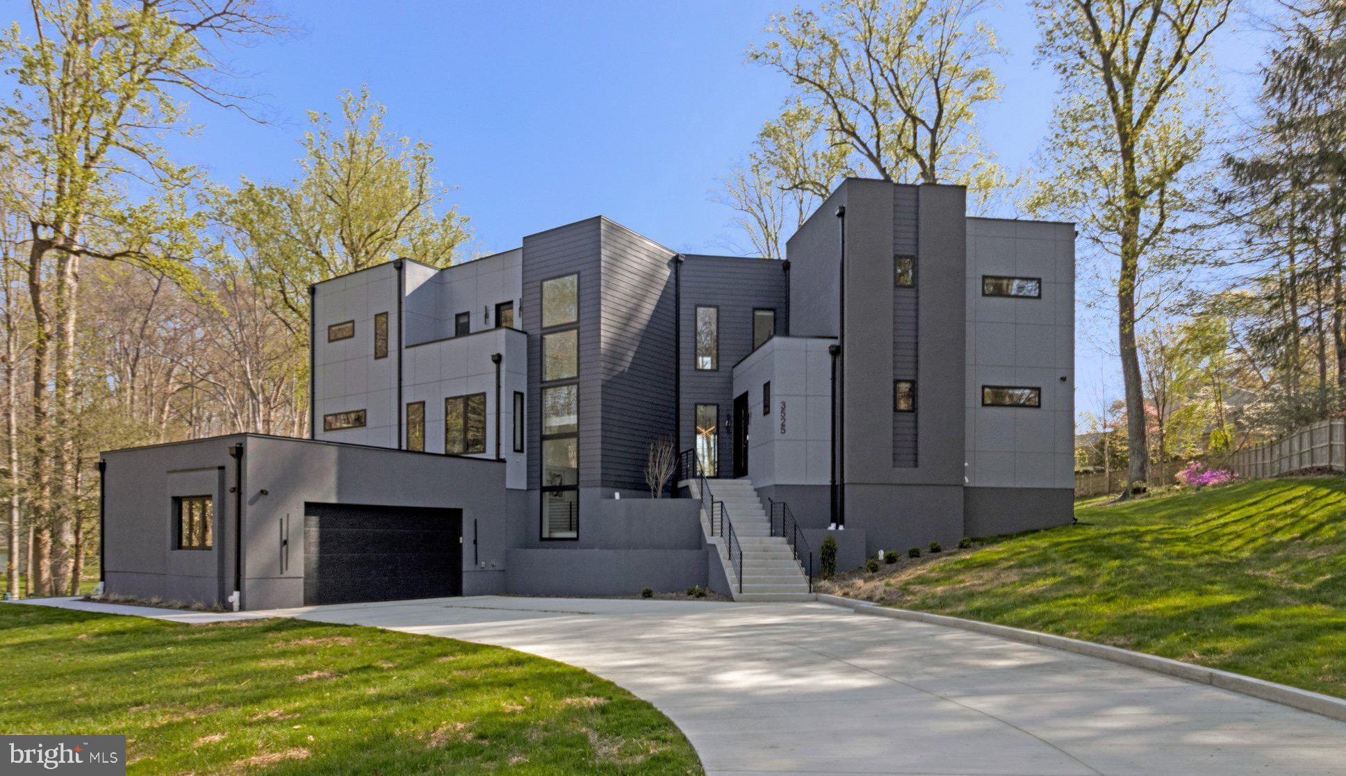 MANTUA - Residential