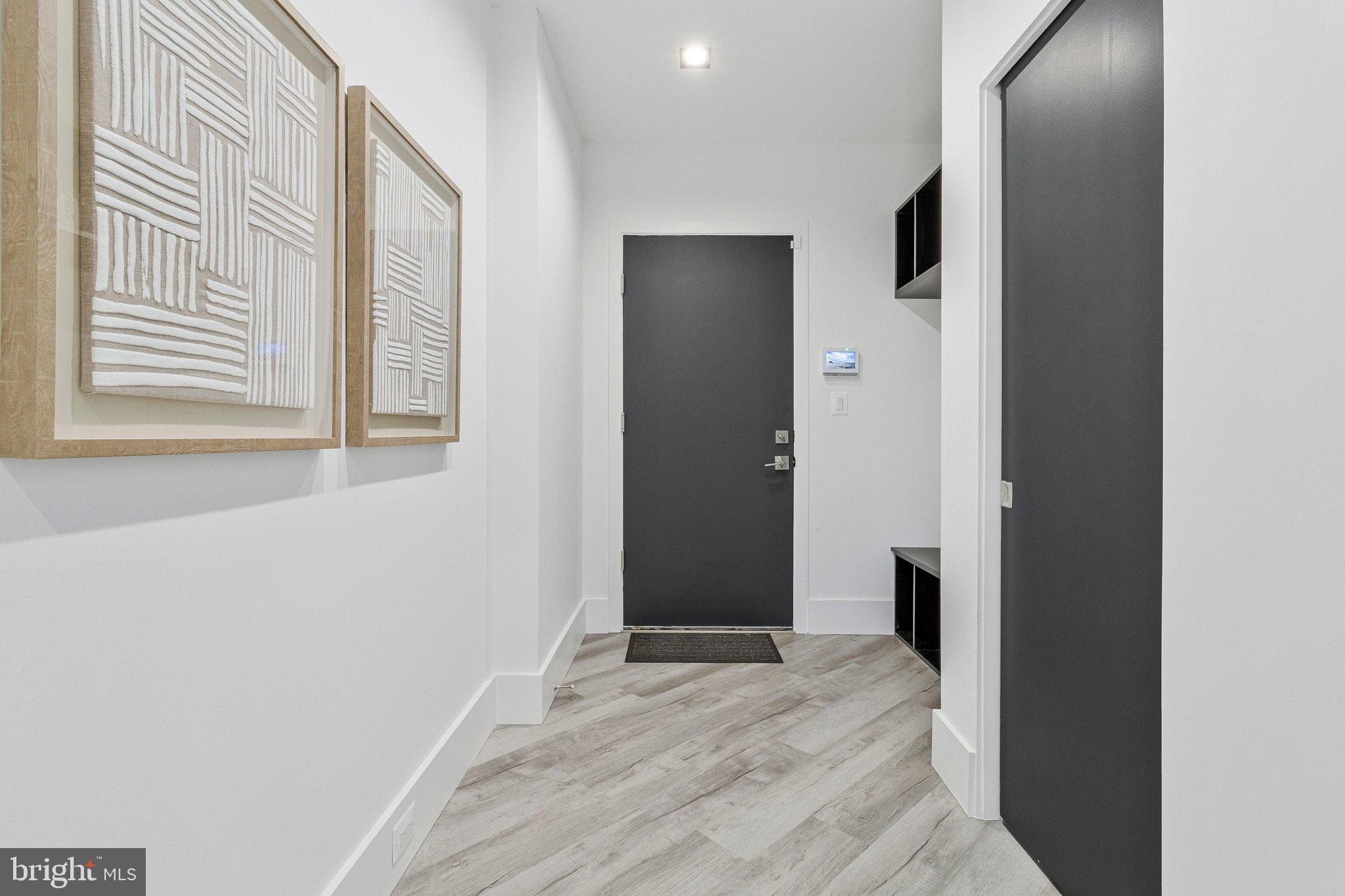 MANTUA - Residential