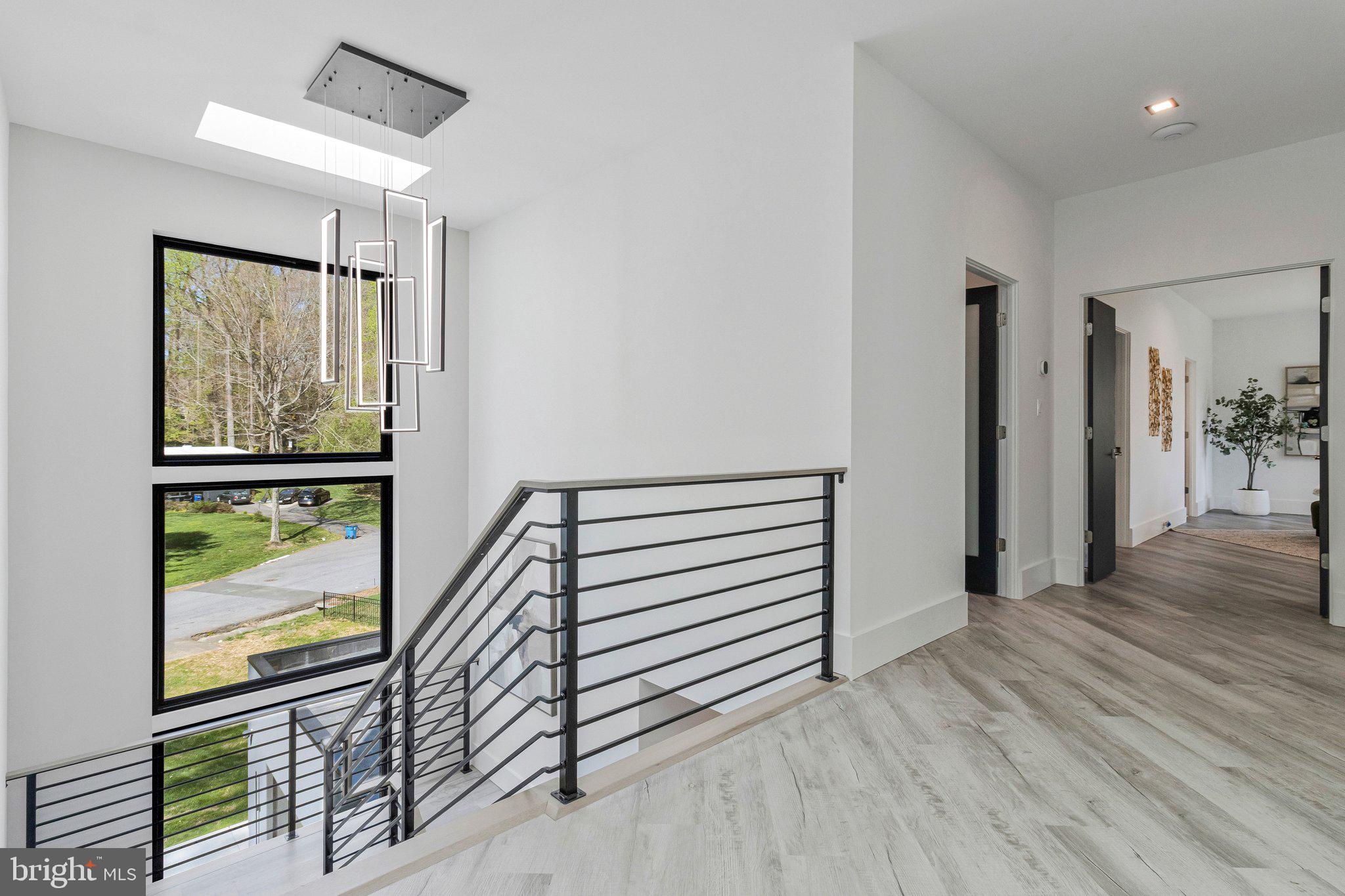 MANTUA - Residential