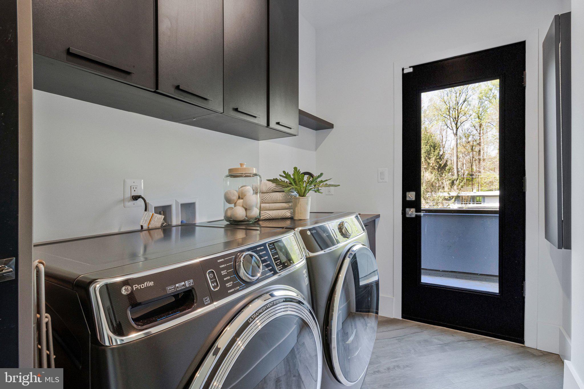 MANTUA - Residential