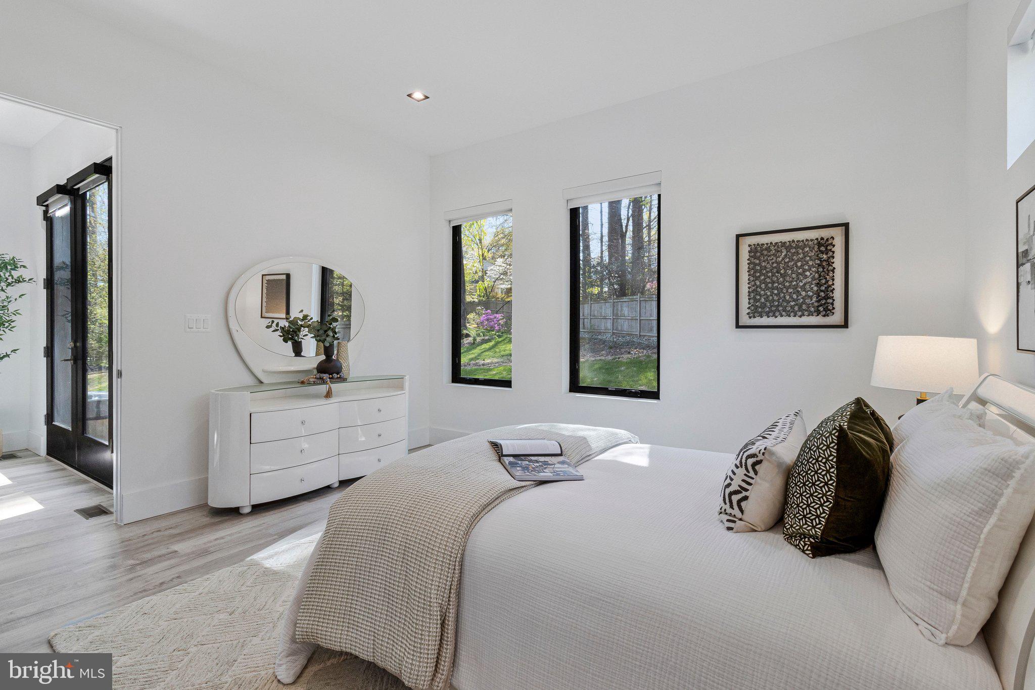 MANTUA - Residential