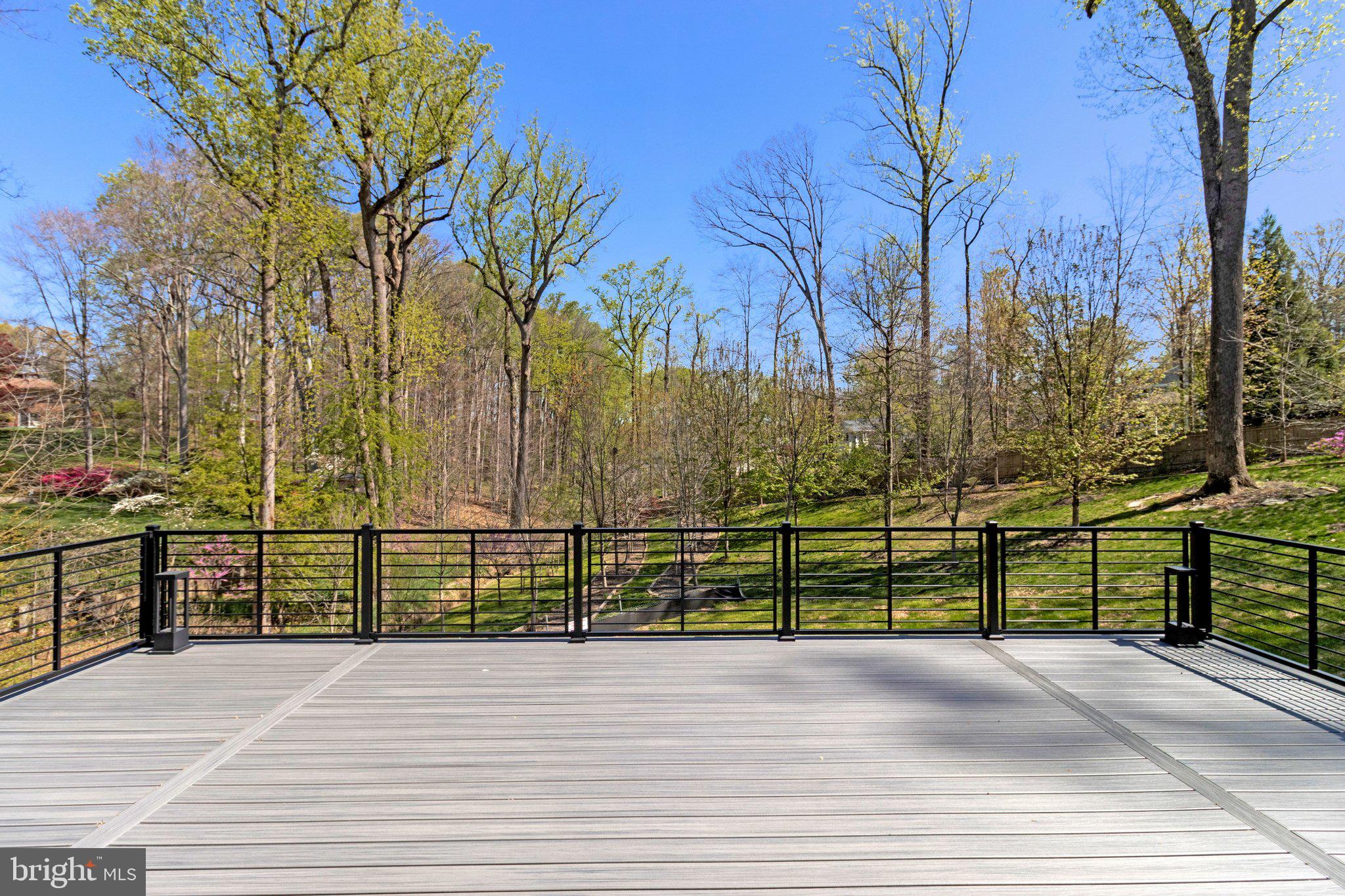 MANTUA - Residential