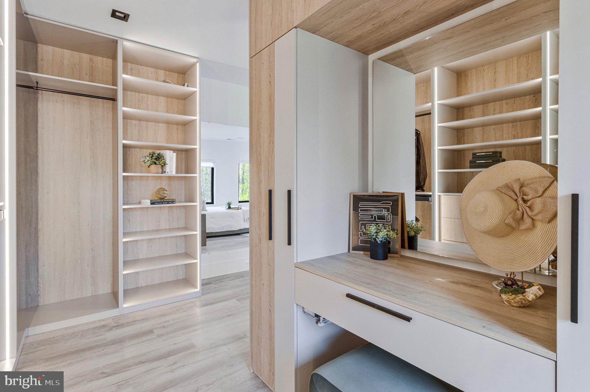 MANTUA - Residential