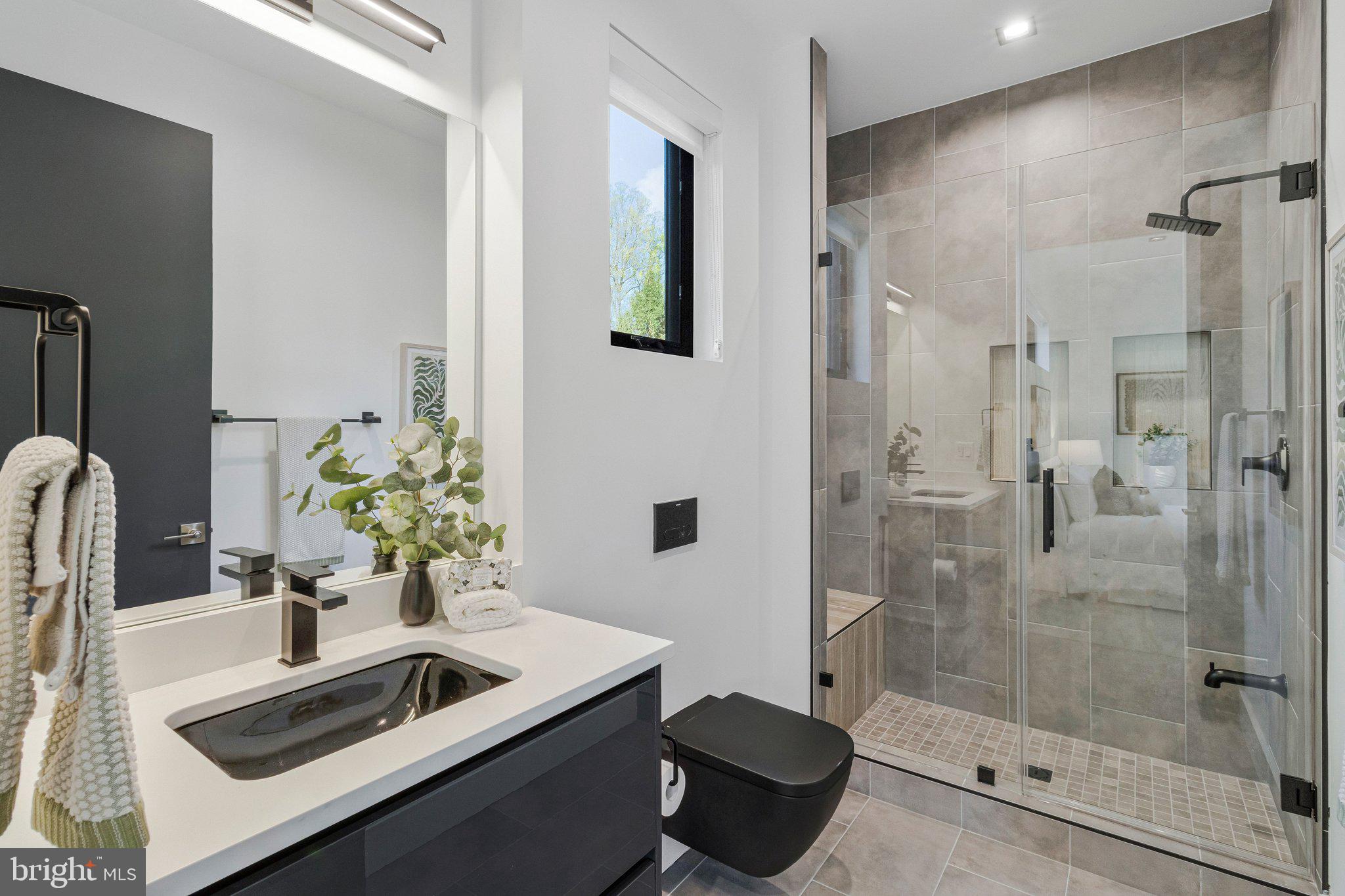 MANTUA - Residential