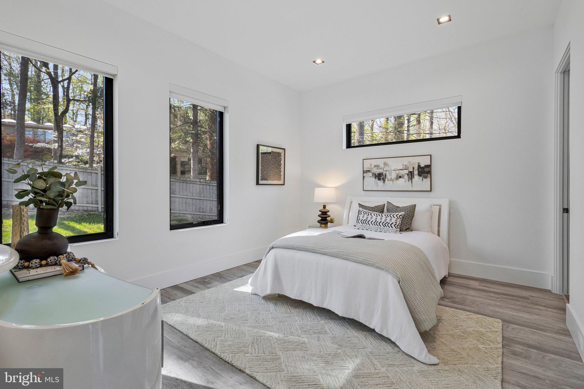 MANTUA - Residential