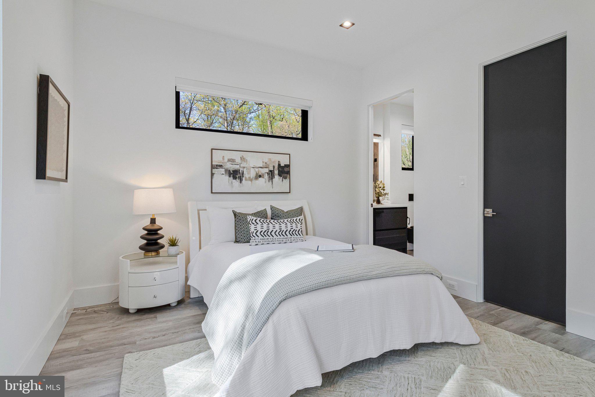 MANTUA - Residential