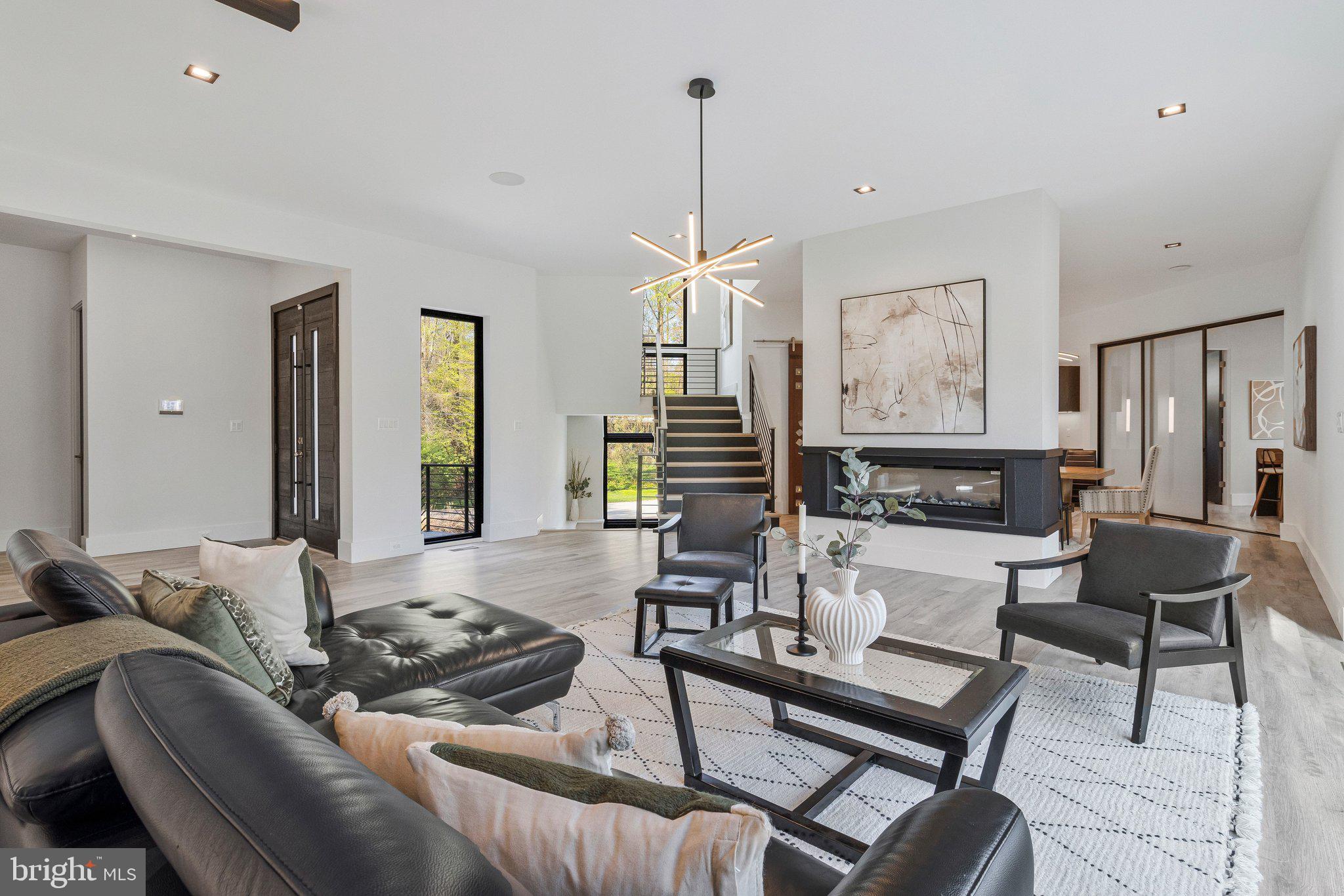 MANTUA - Residential