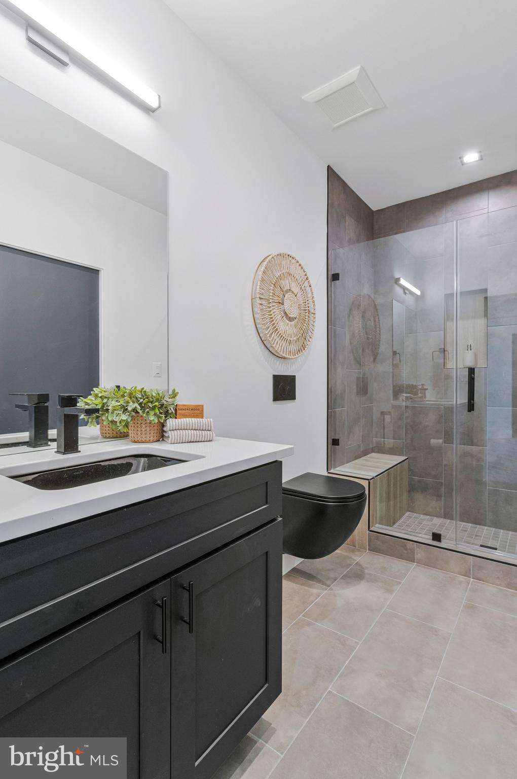 MANTUA - Residential