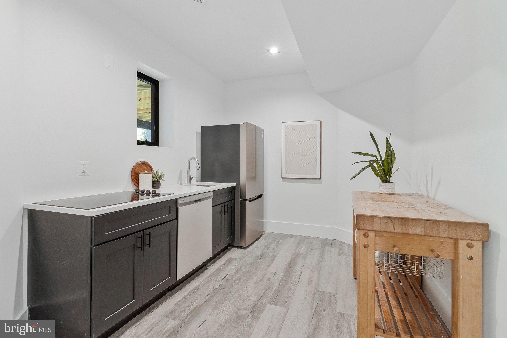 MANTUA - Residential