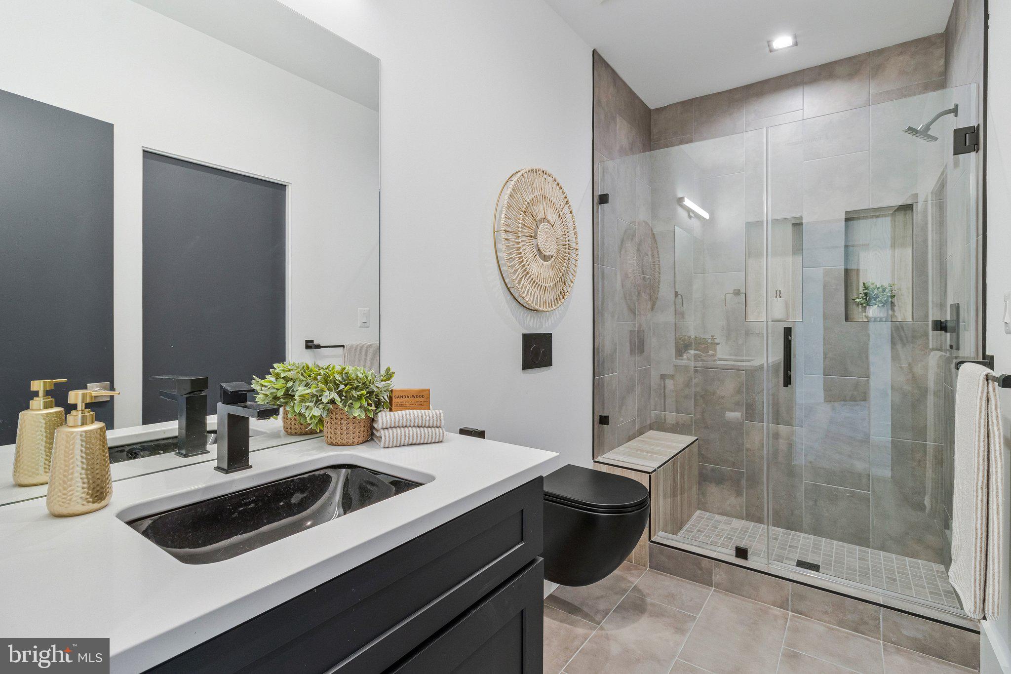 MANTUA - Residential