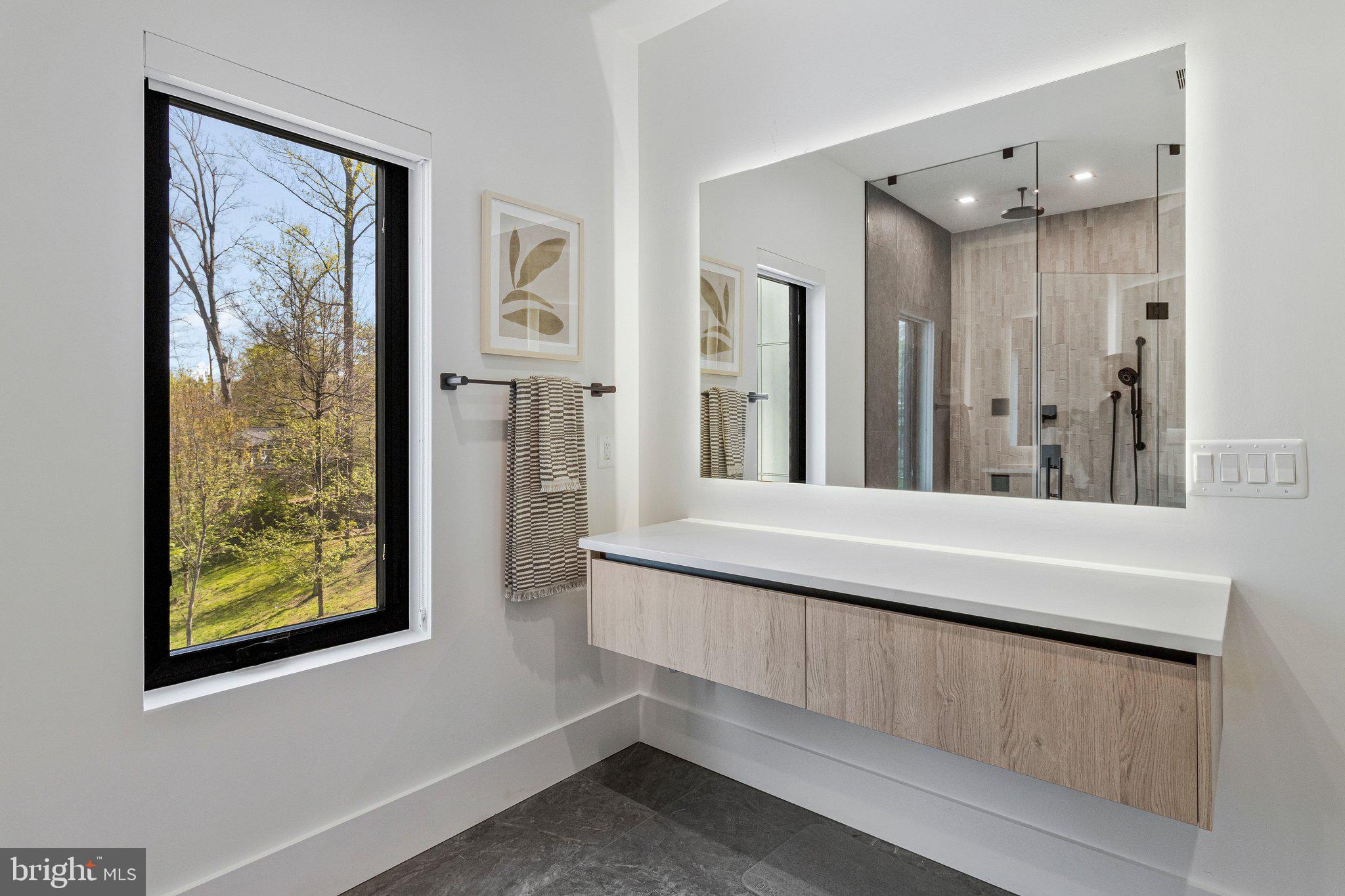 MANTUA - Residential