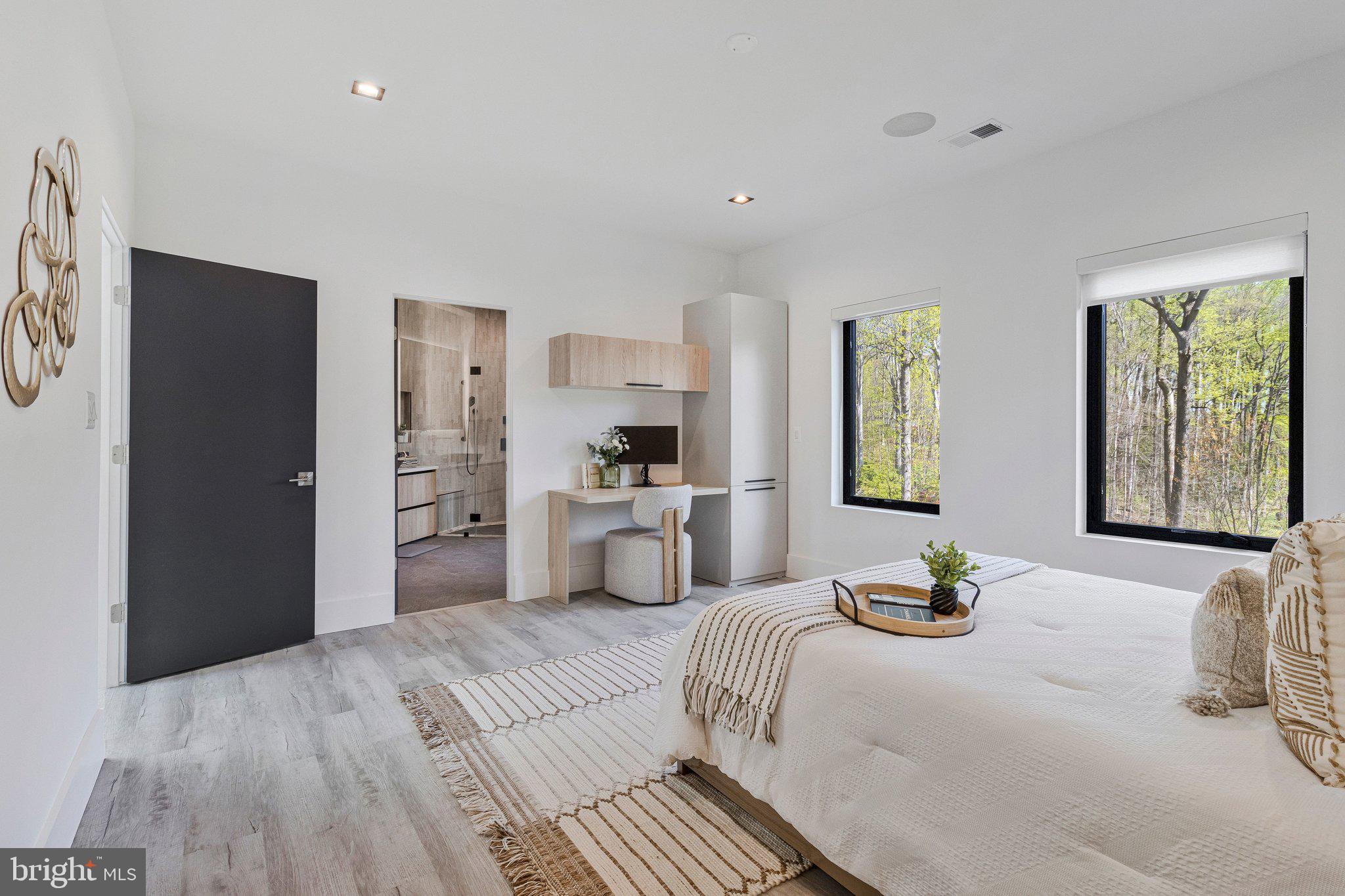 MANTUA - Residential