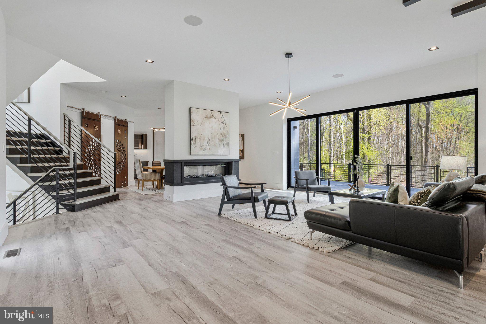 MANTUA - Residential