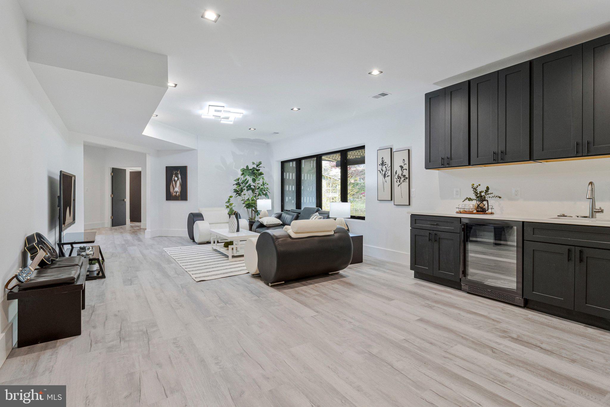 MANTUA - Residential