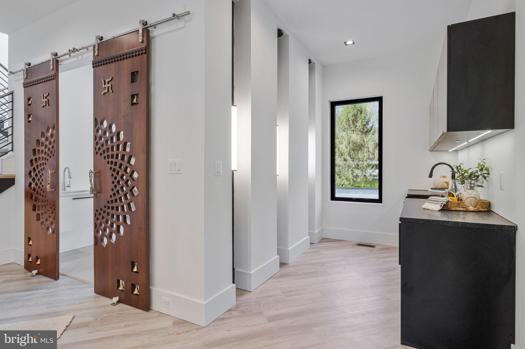 MANTUA - Residential