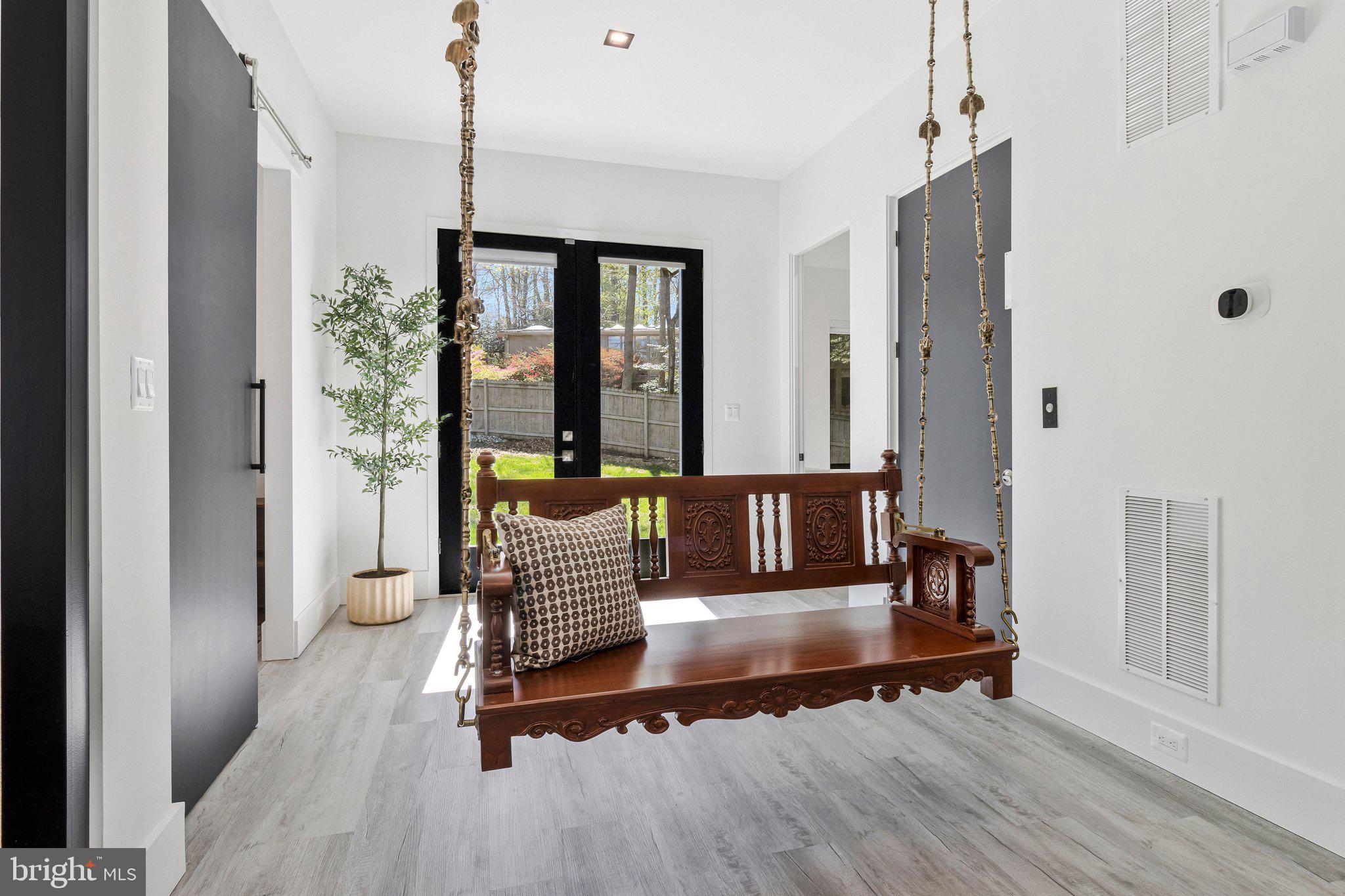 MANTUA - Residential