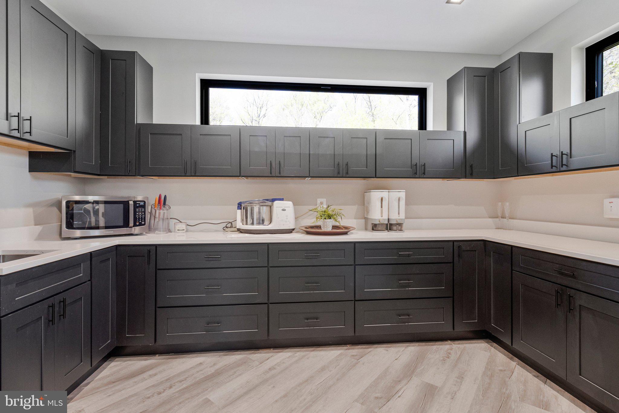 MANTUA - Residential