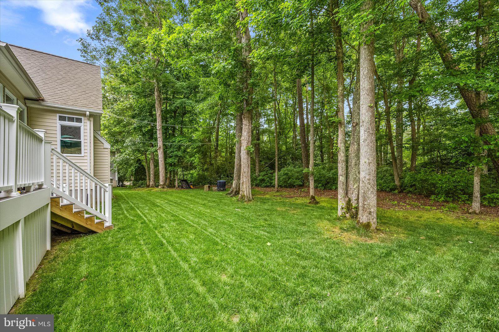 WHISPERING WOODS - Residential