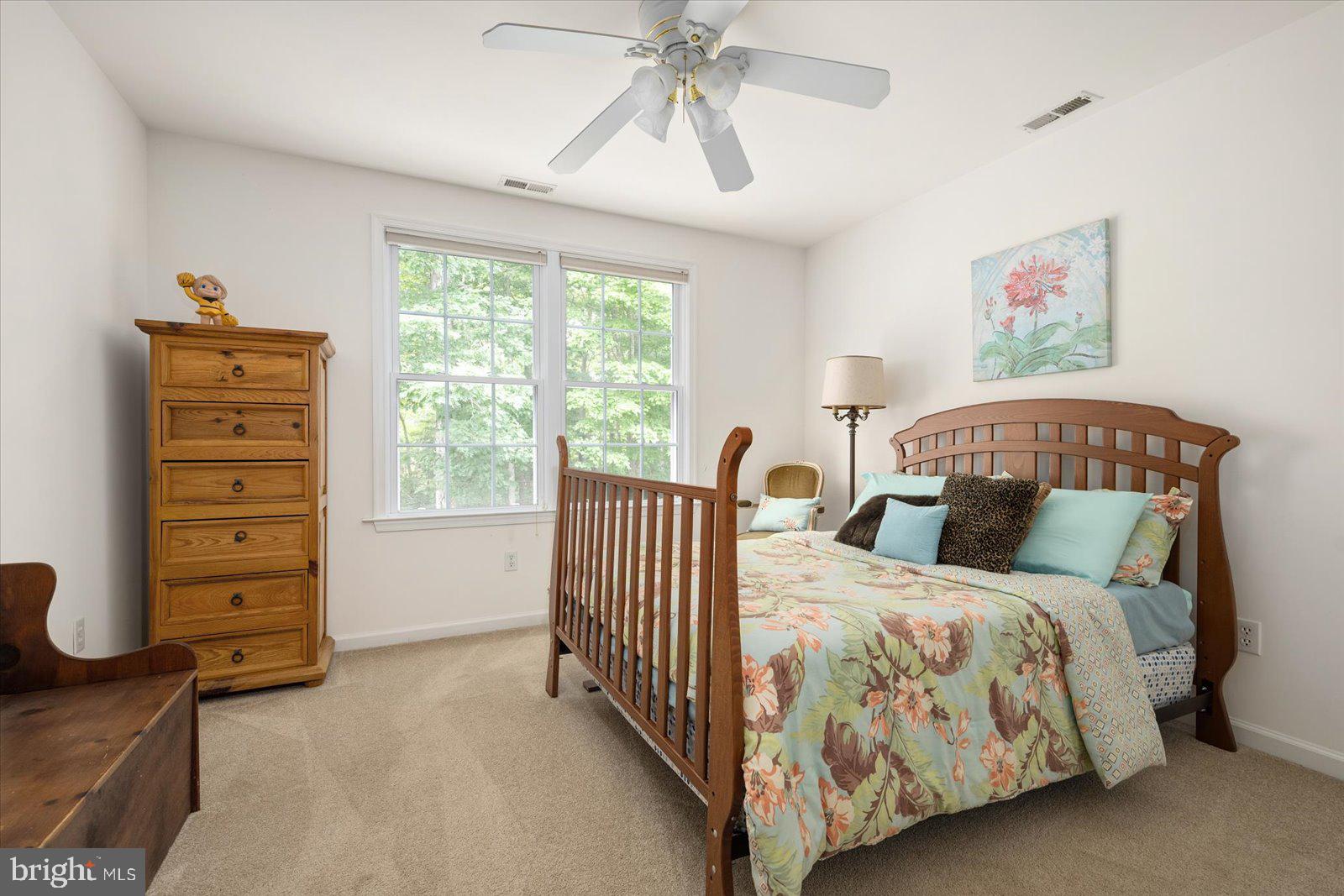 WHISPERING WOODS - Residential