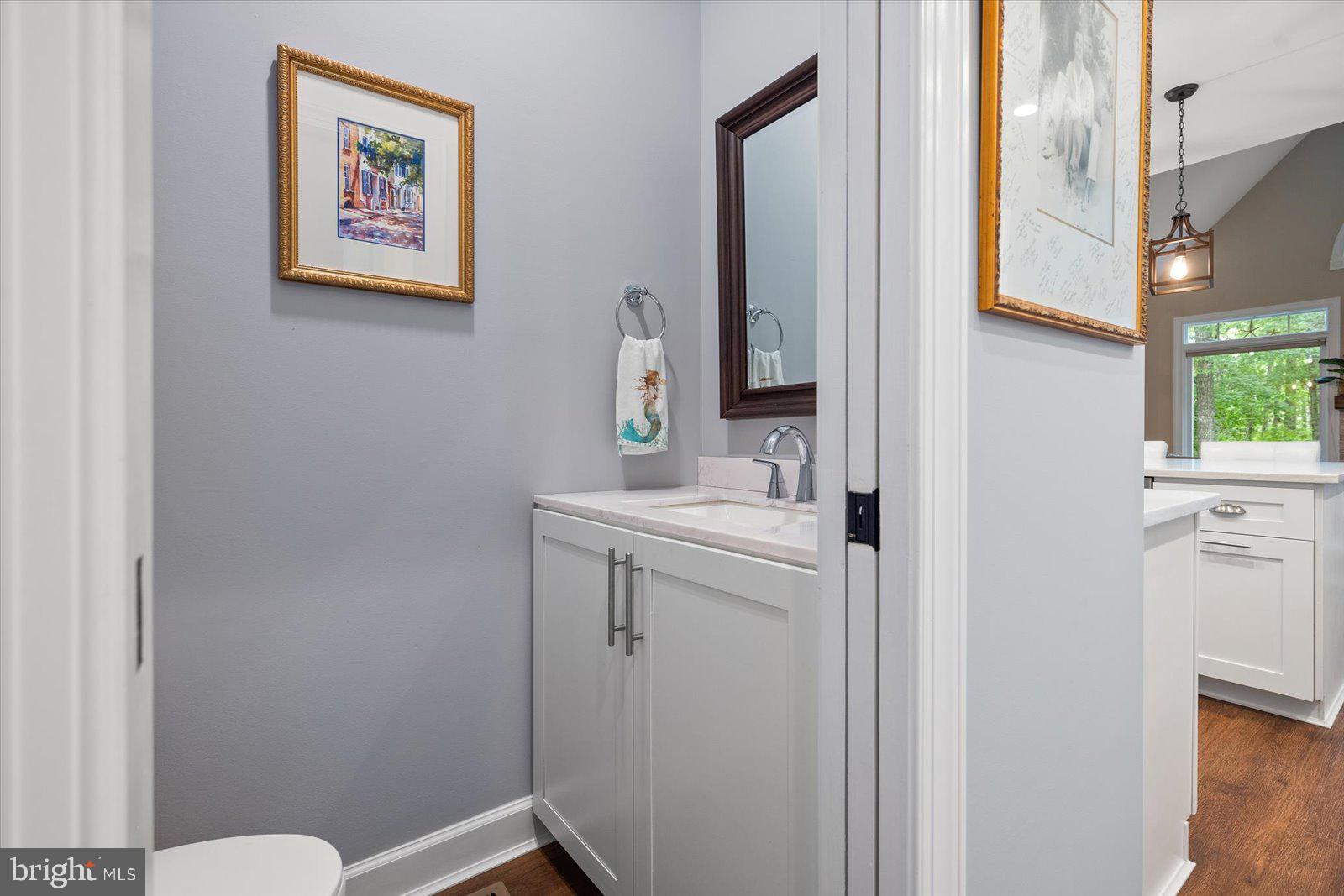 WHISPERING WOODS - Residential