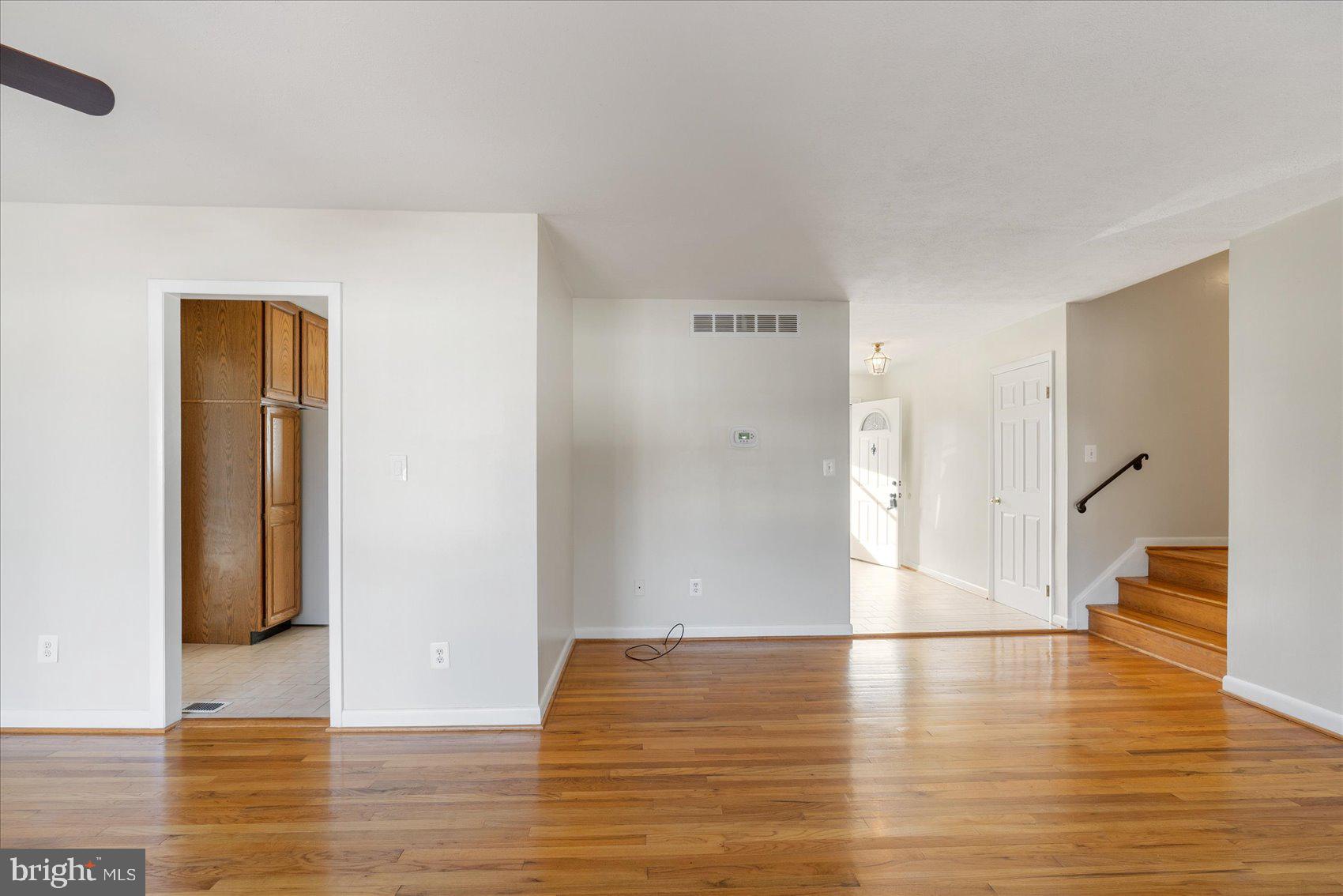 SILVER GATE - Residential