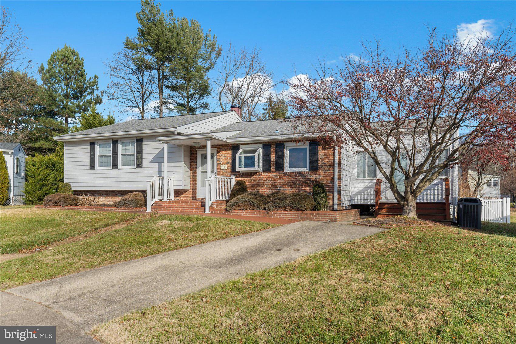 SILVER GATE - Residential