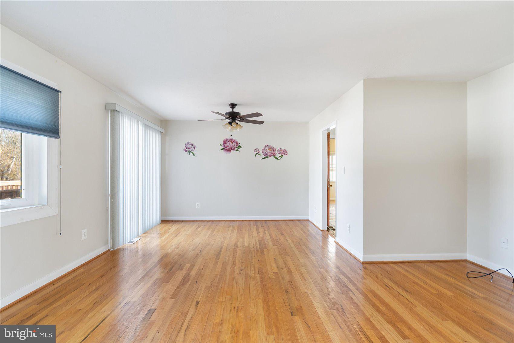 SILVER GATE - Residential