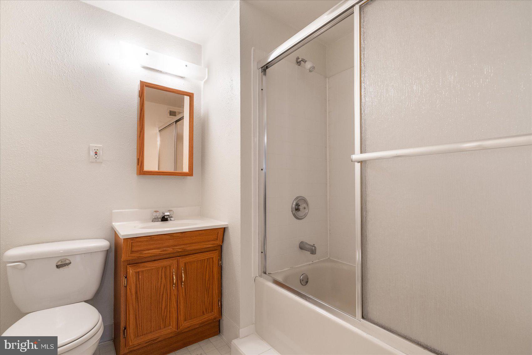 SILVER GATE - Residential