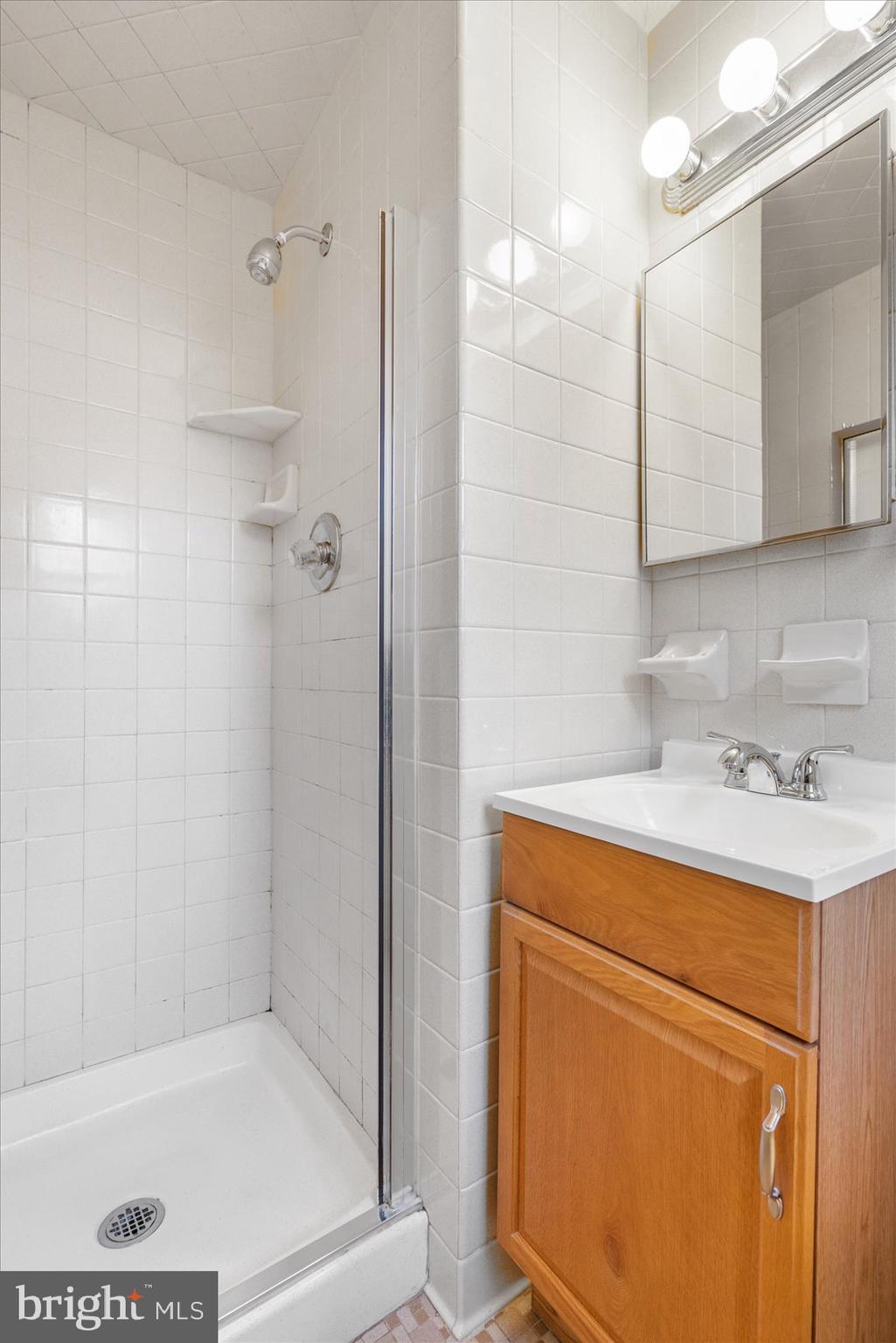 SILVER GATE - Residential