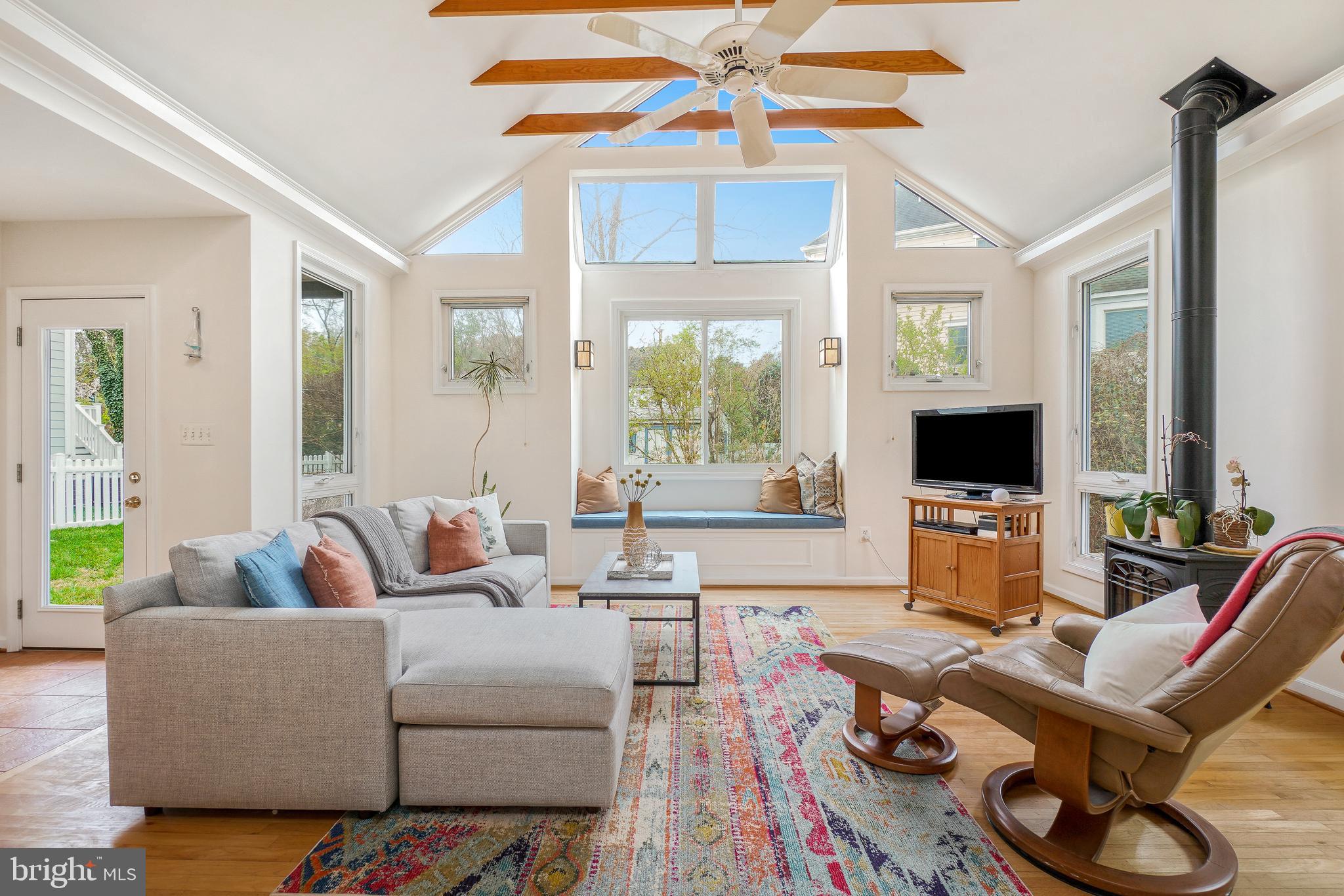 AYRLAWN - Residential