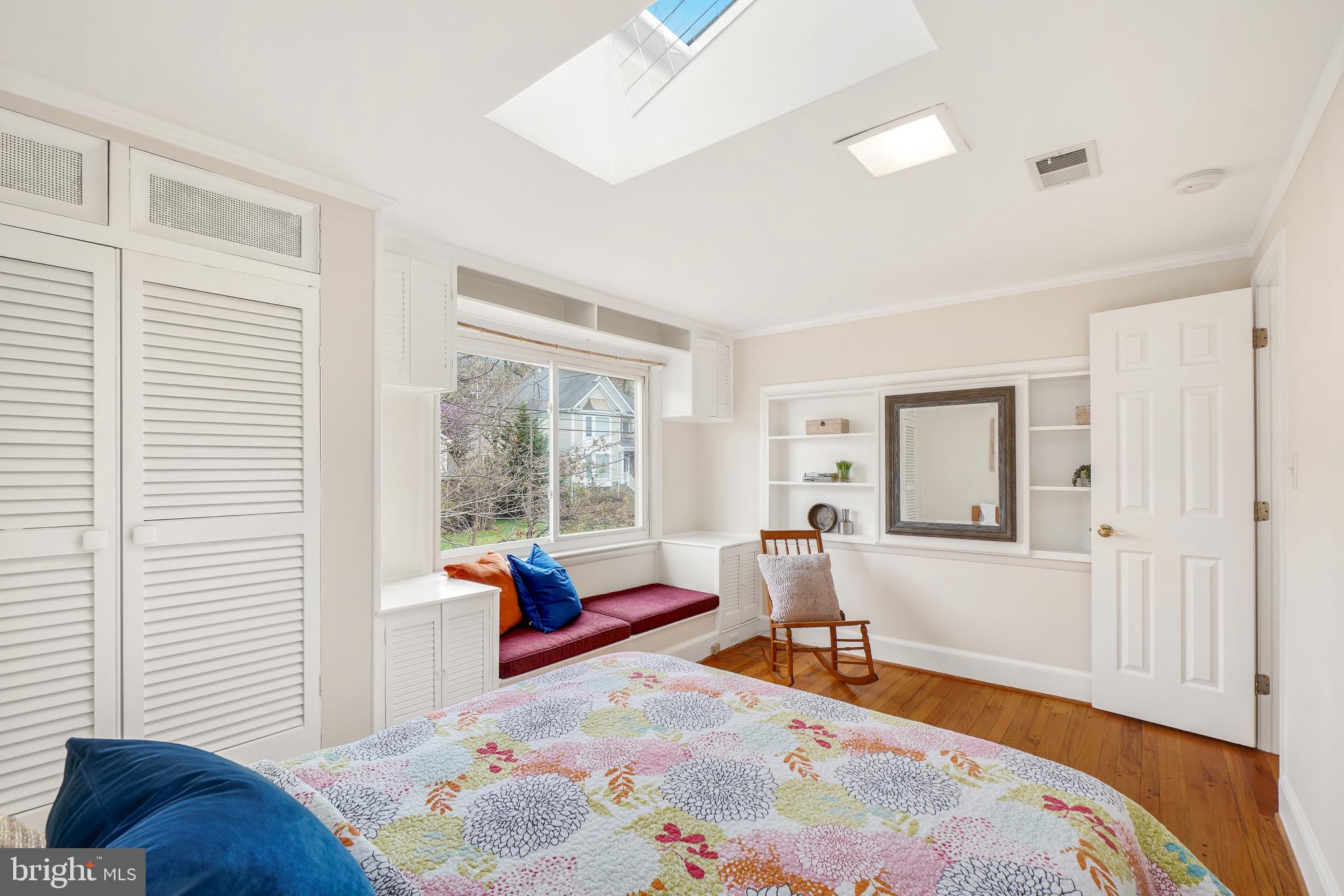 AYRLAWN - Residential