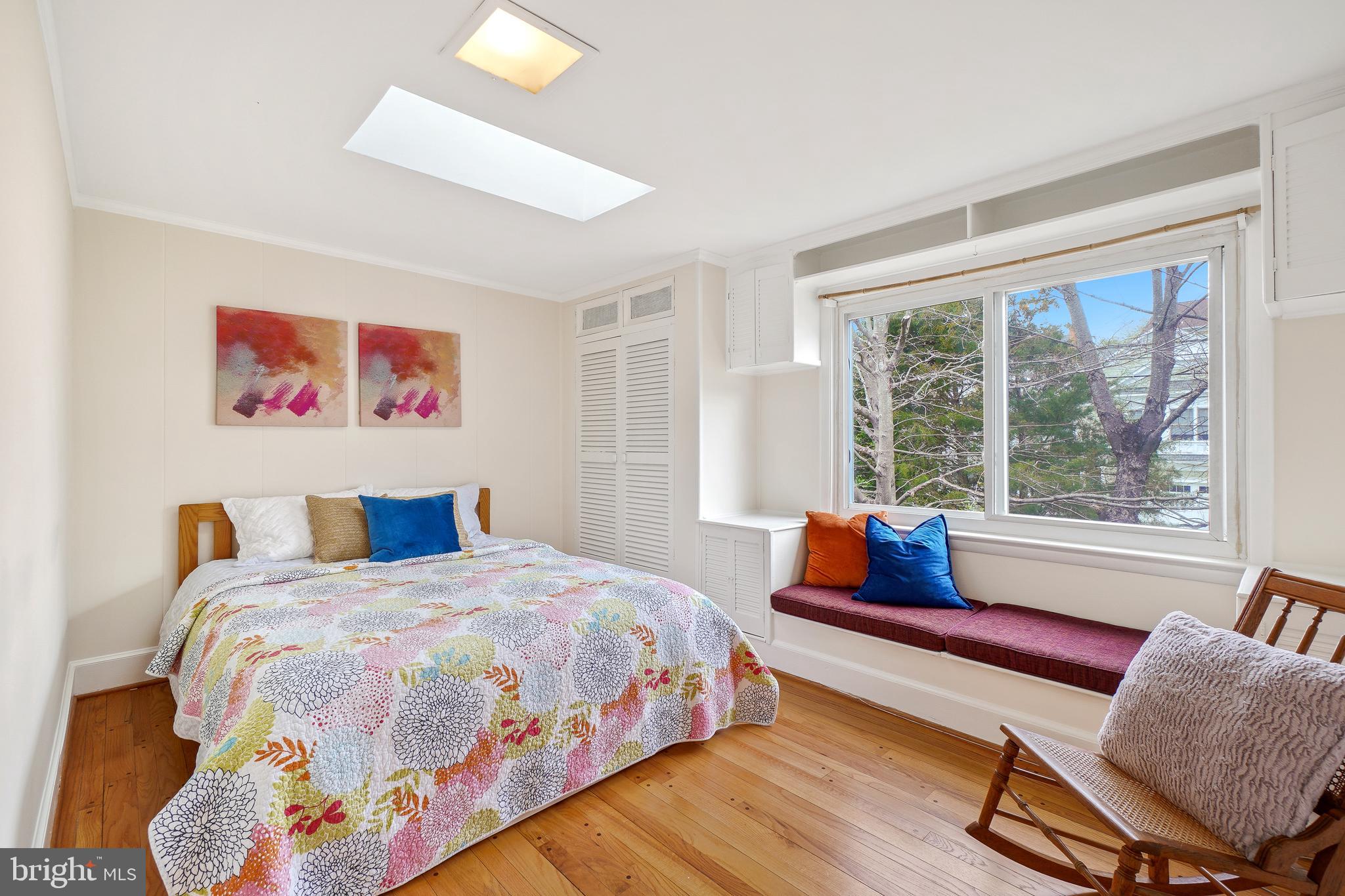 AYRLAWN - Residential