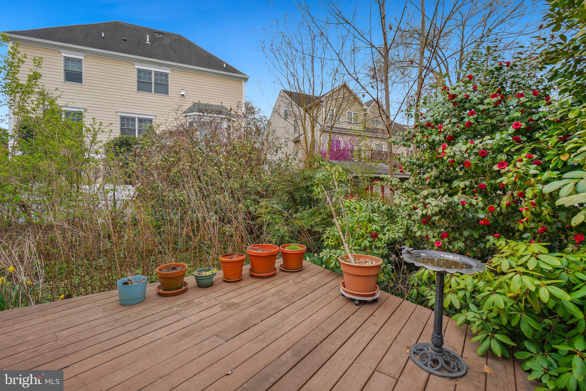 AYRLAWN - Residential