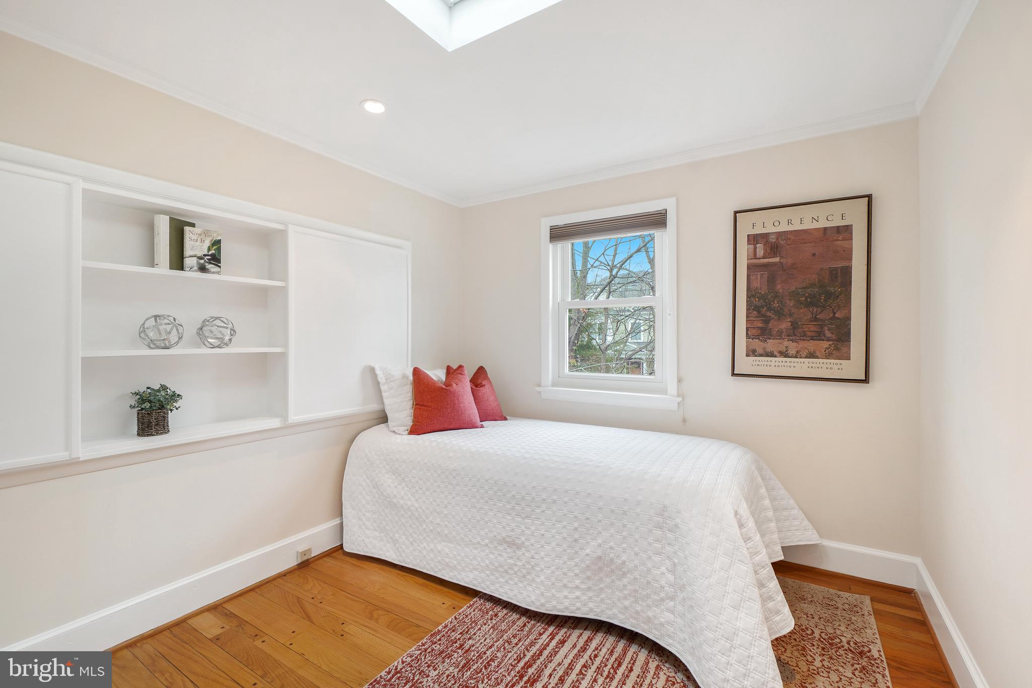 AYRLAWN - Residential