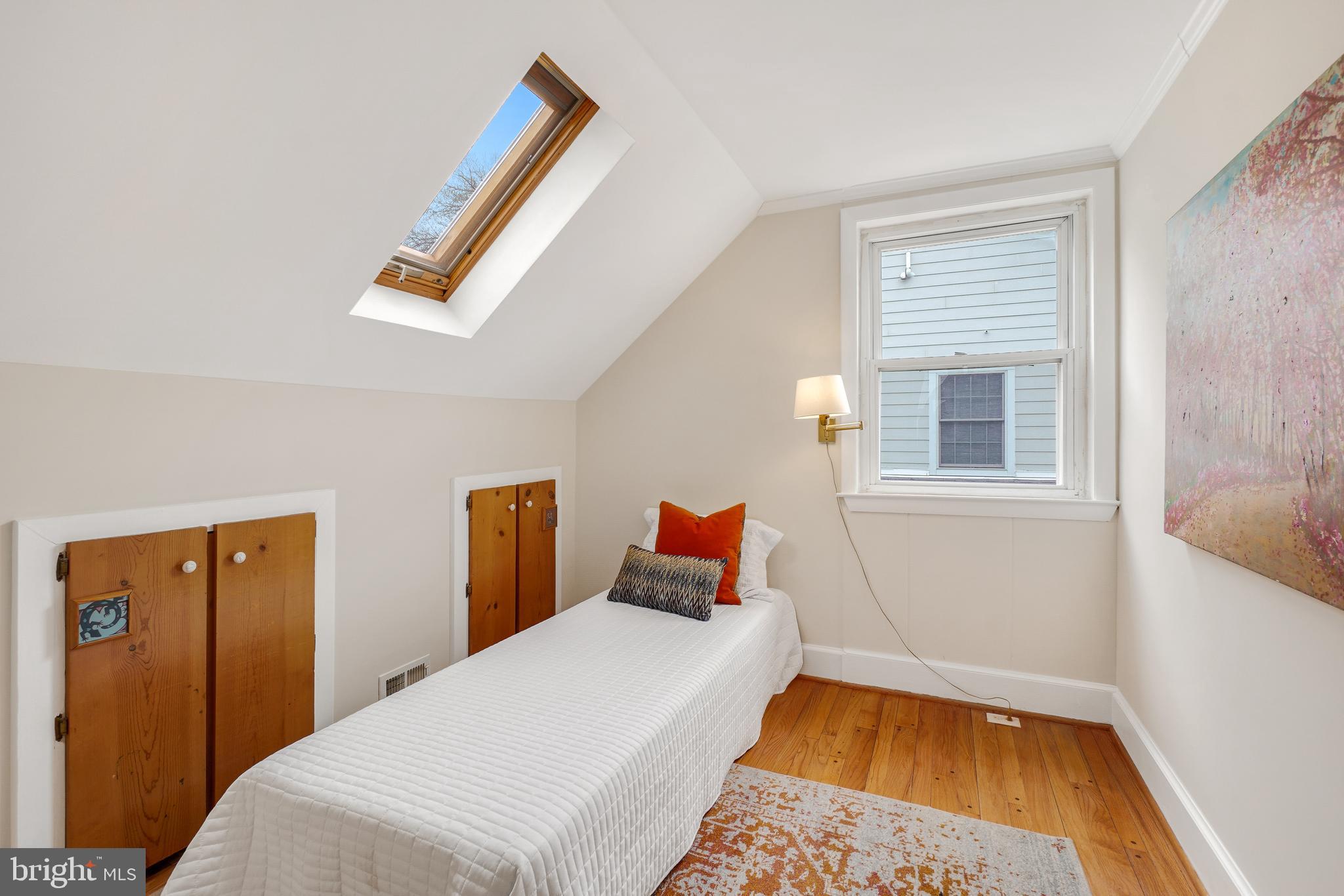 AYRLAWN - Residential