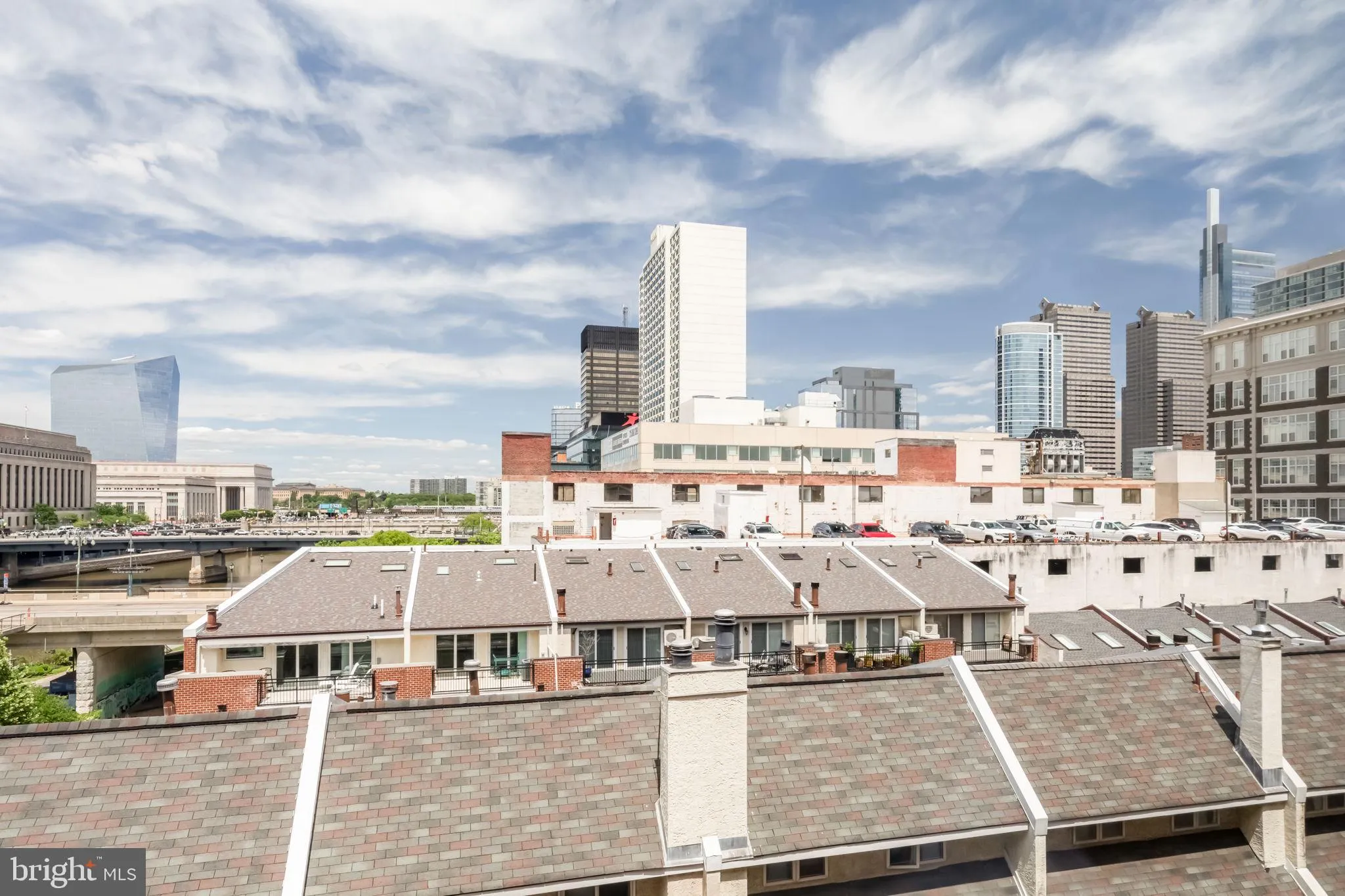 Philadelphia, Pennsylvania 19103, United States, 2 Bedrooms Bedrooms, ,2 BathroomsBathrooms,Residential,Contingent,136448