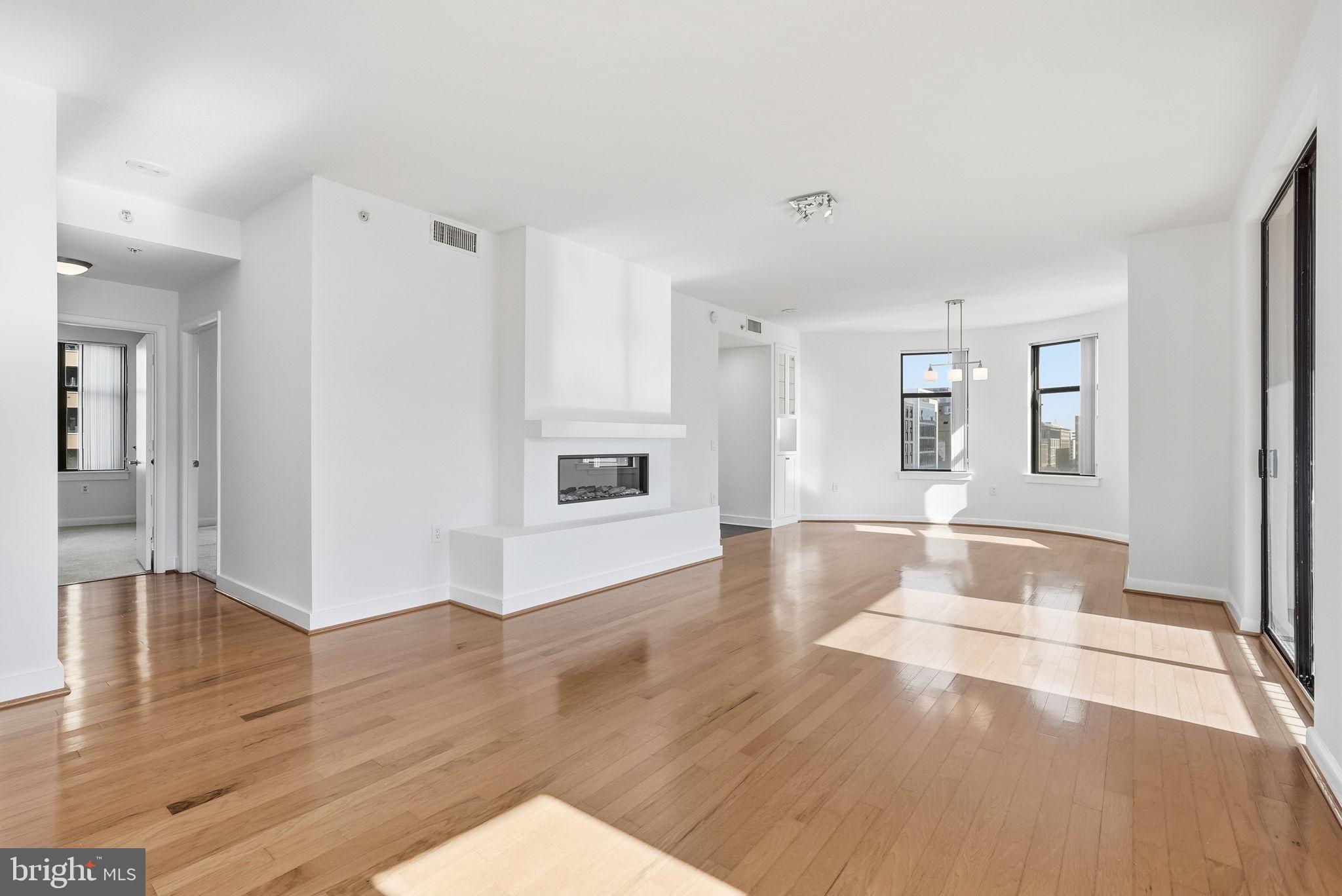 400 MASSACHUSETTS AVENUE NW 719