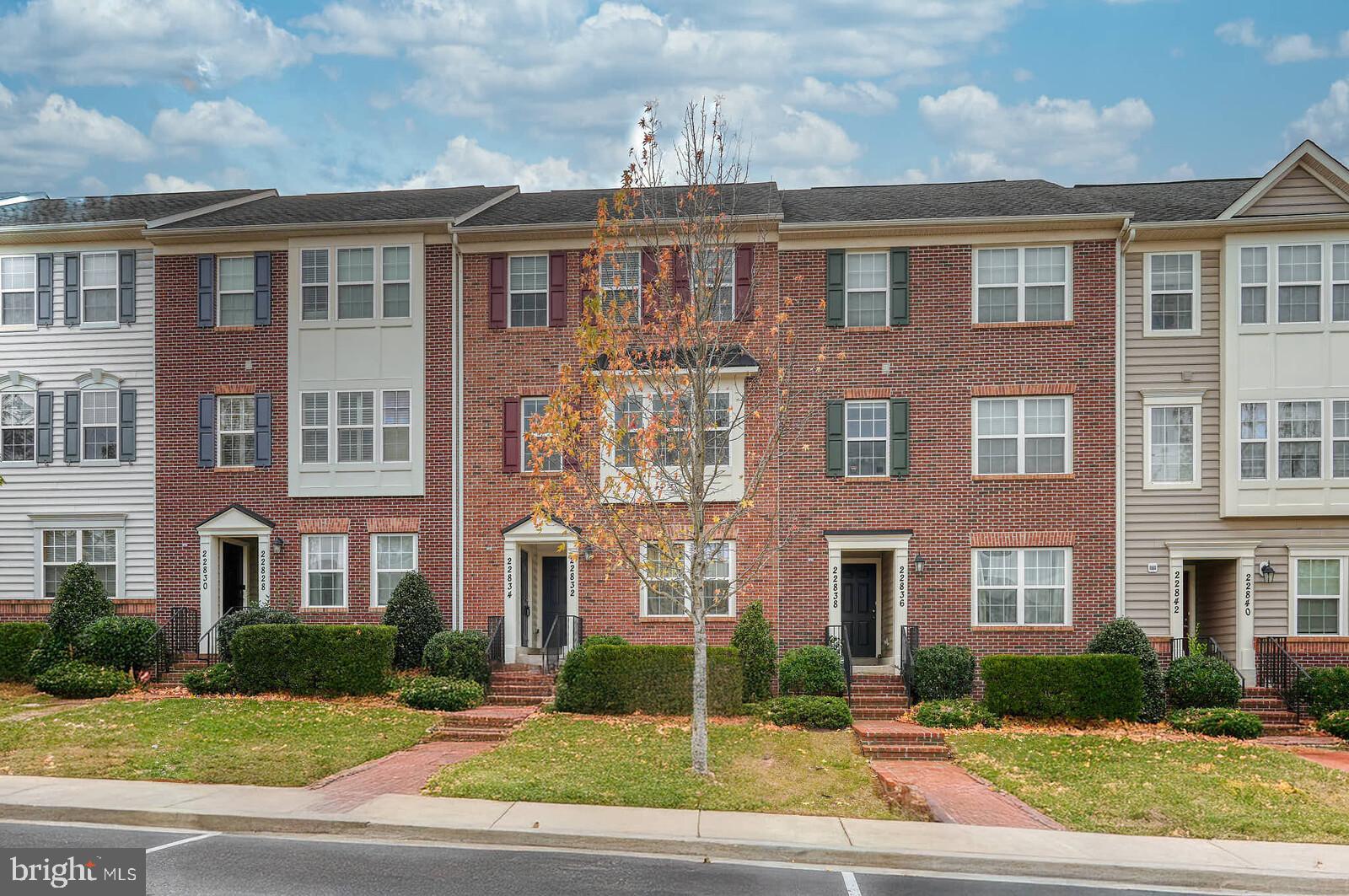 ARORA HILLS - Residential