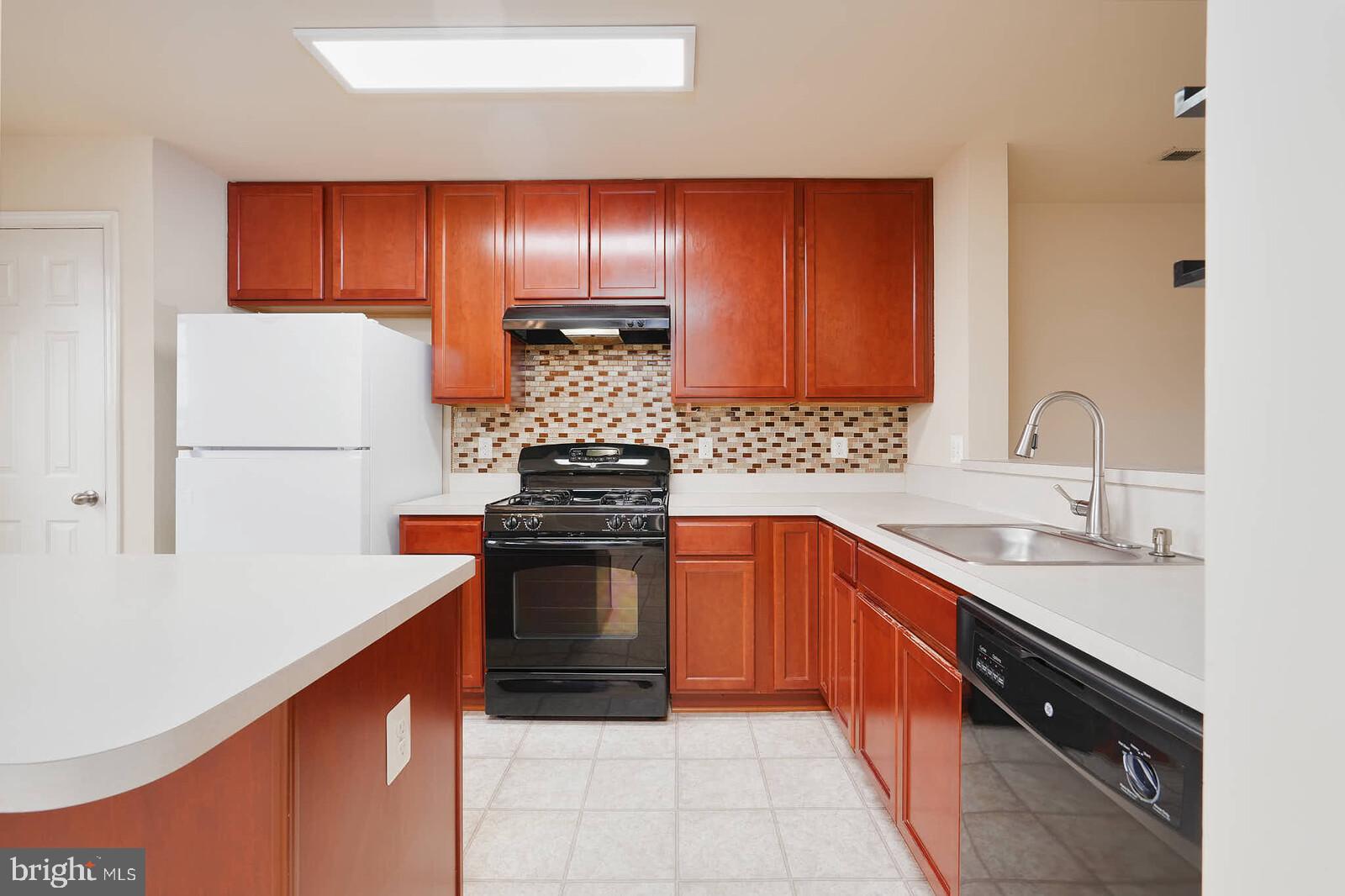 ARORA HILLS - Residential