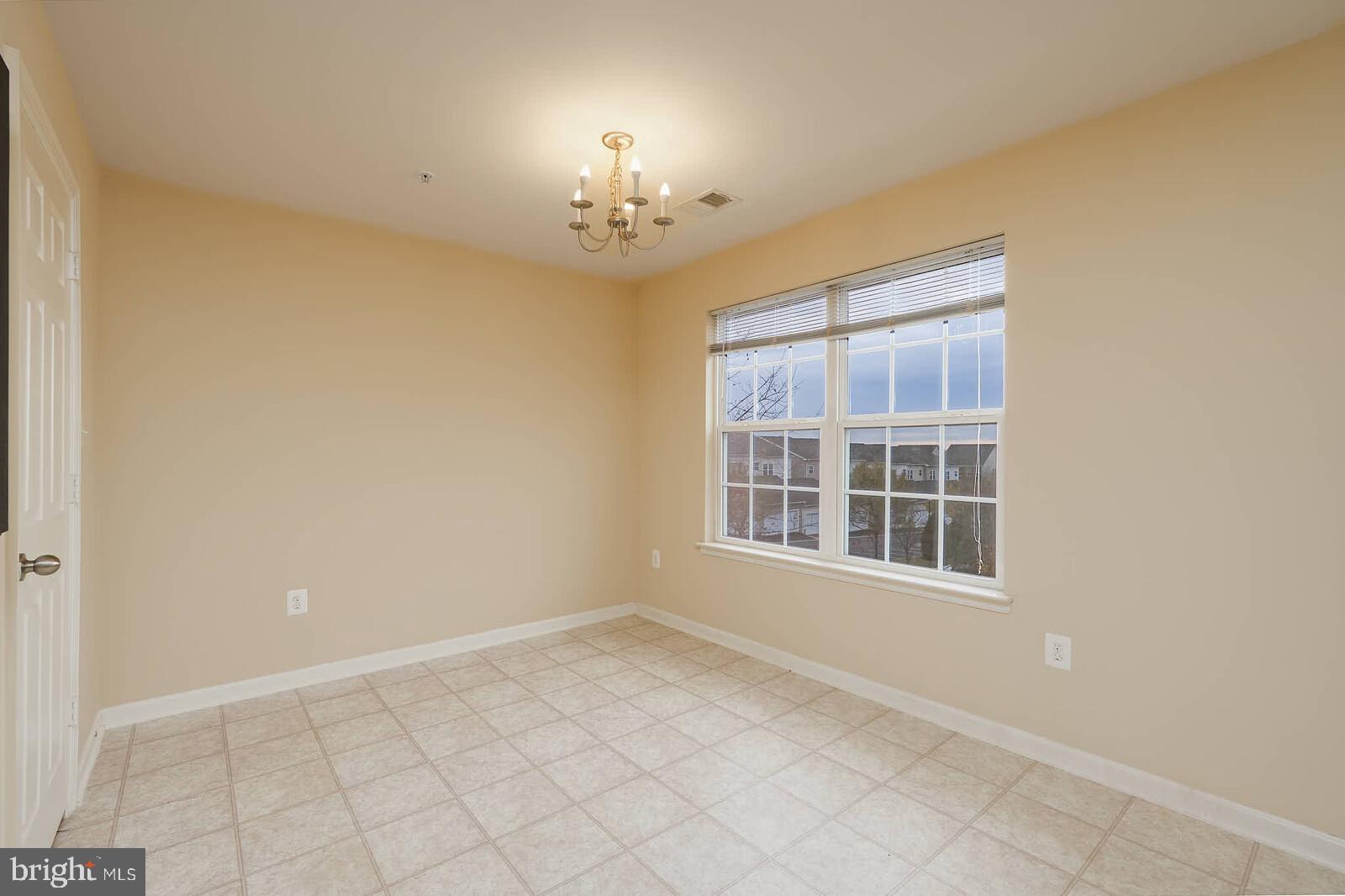 ARORA HILLS - Residential