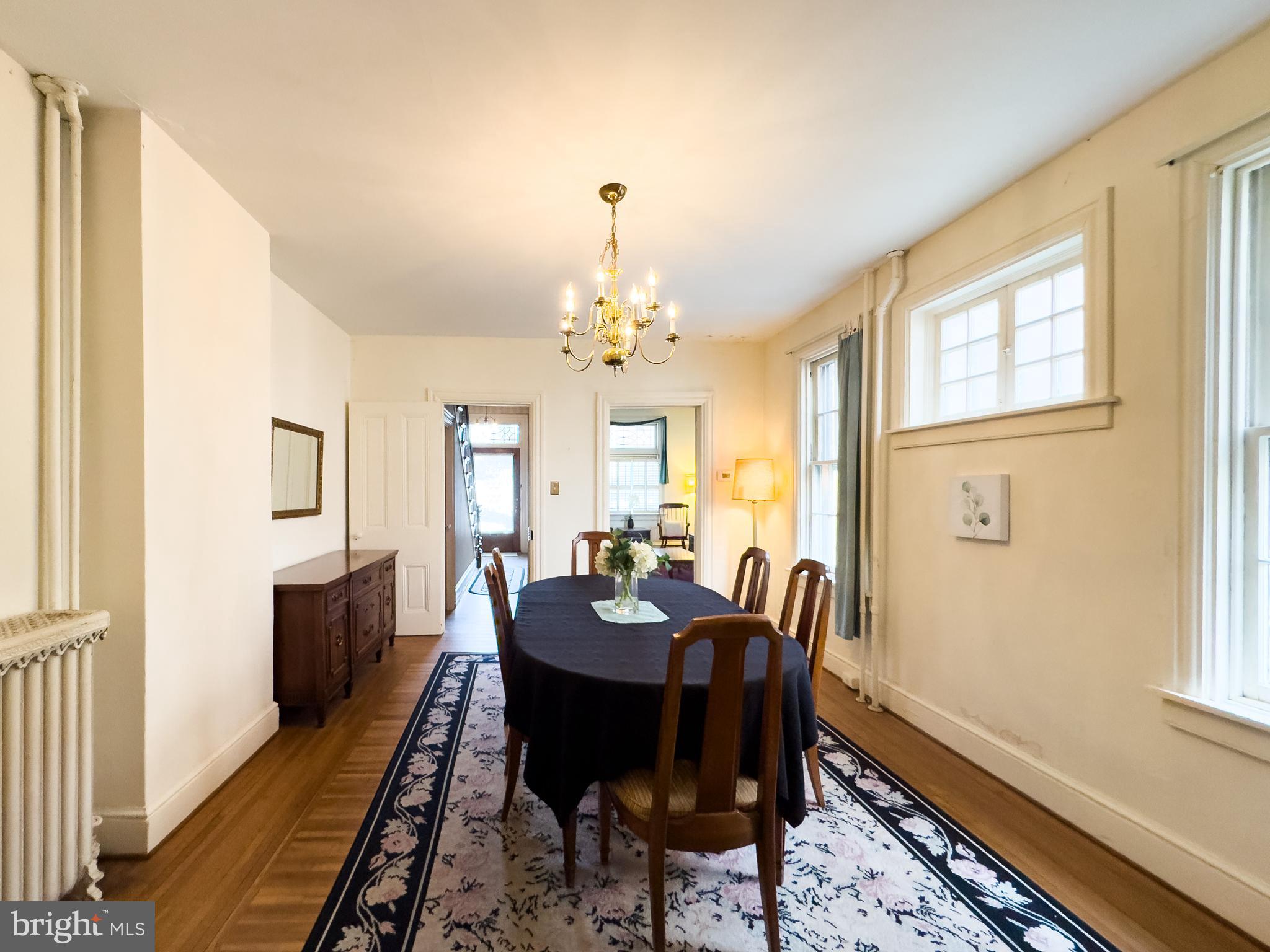 CHESTNUT HILL - Residential