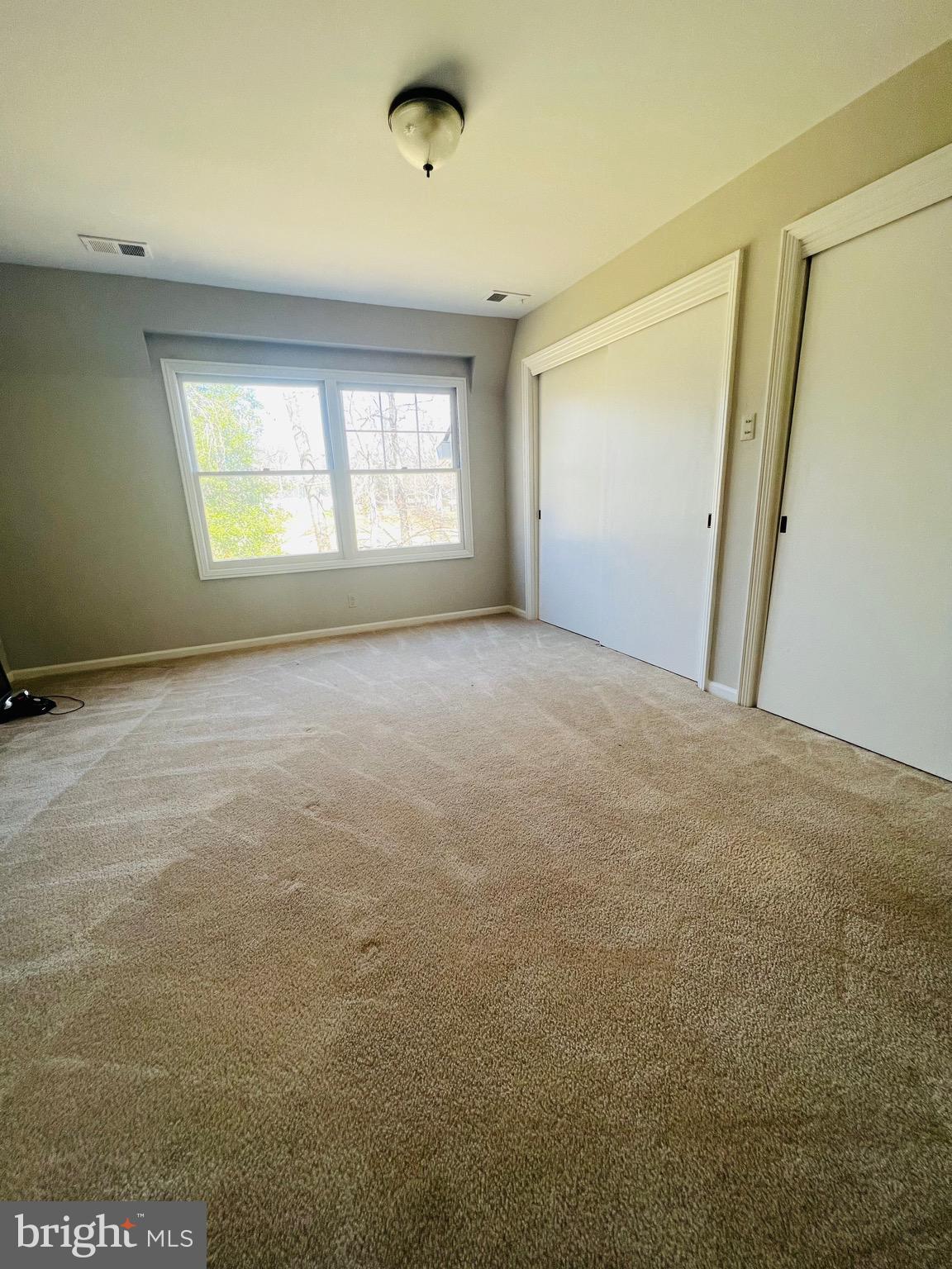 TANTALLON ON THE POTOMAC - Residential Lease