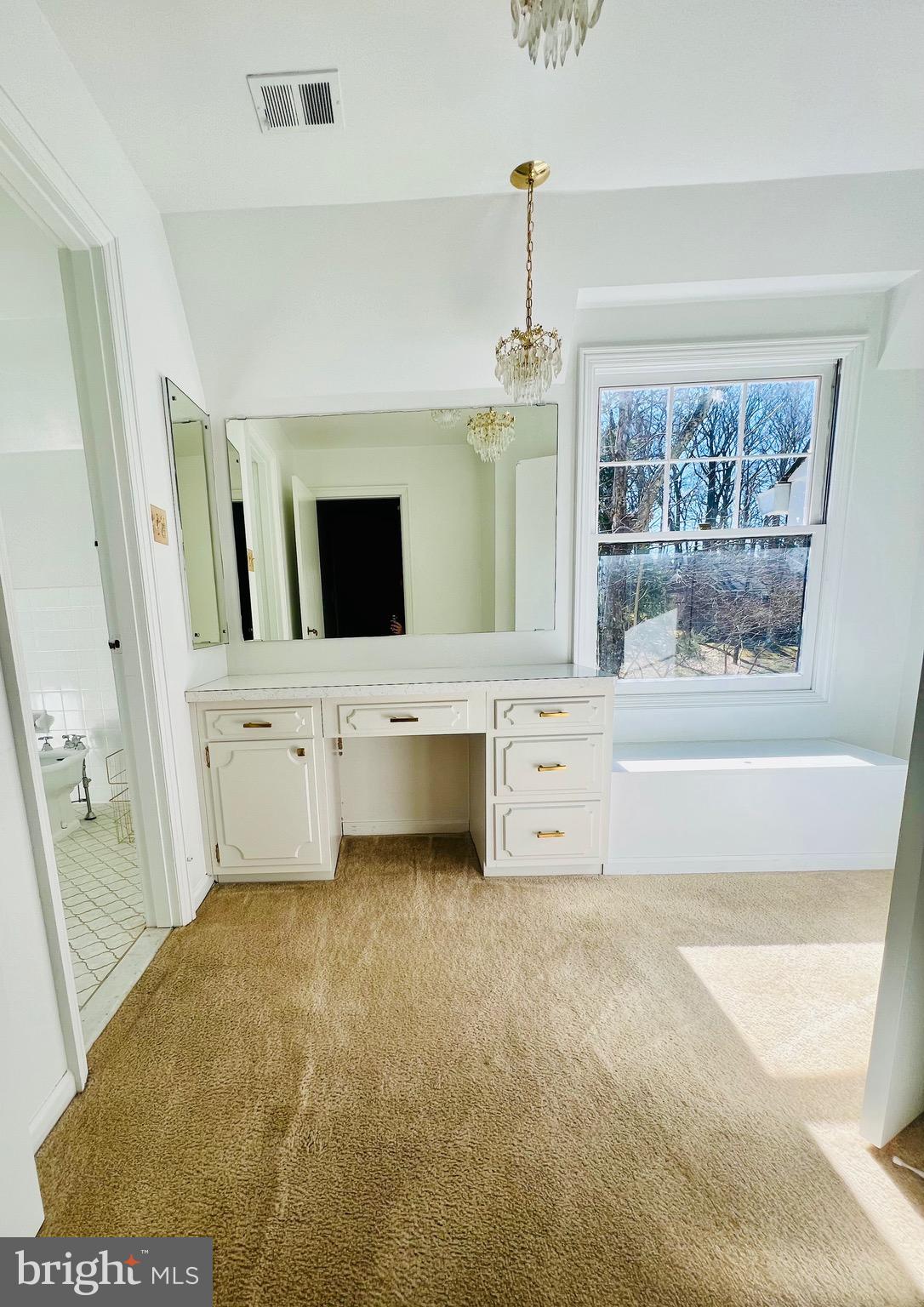 TANTALLON ON THE POTOMAC - Residential Lease