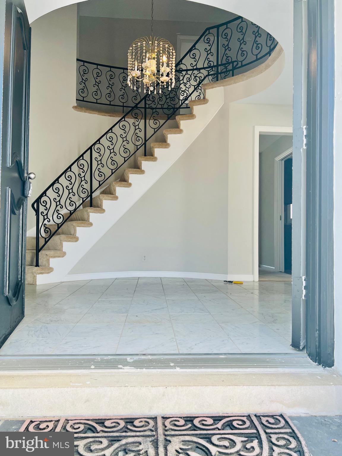 TANTALLON ON THE POTOMAC - Residential Lease