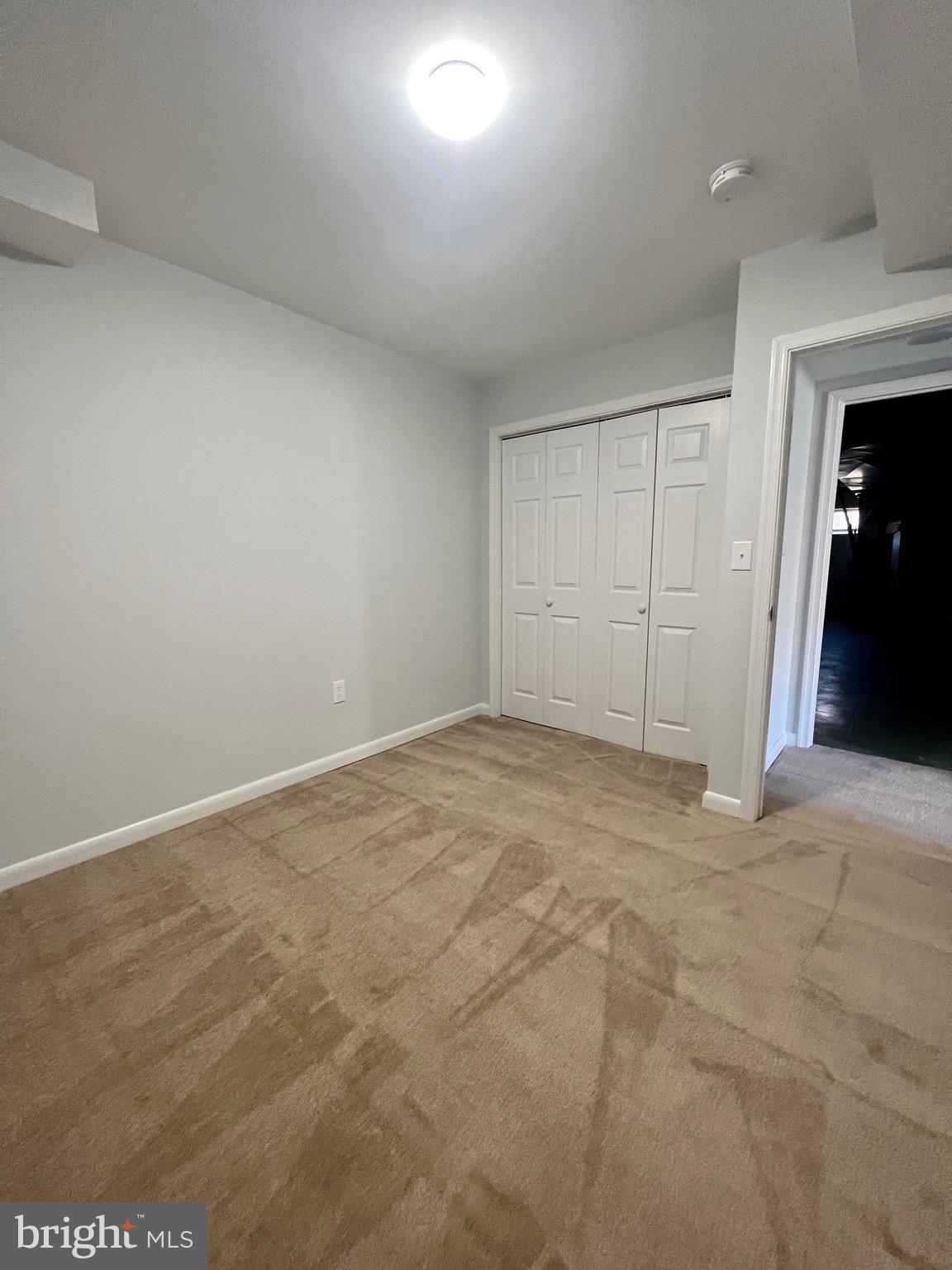 TANTALLON ON THE POTOMAC - Residential Lease